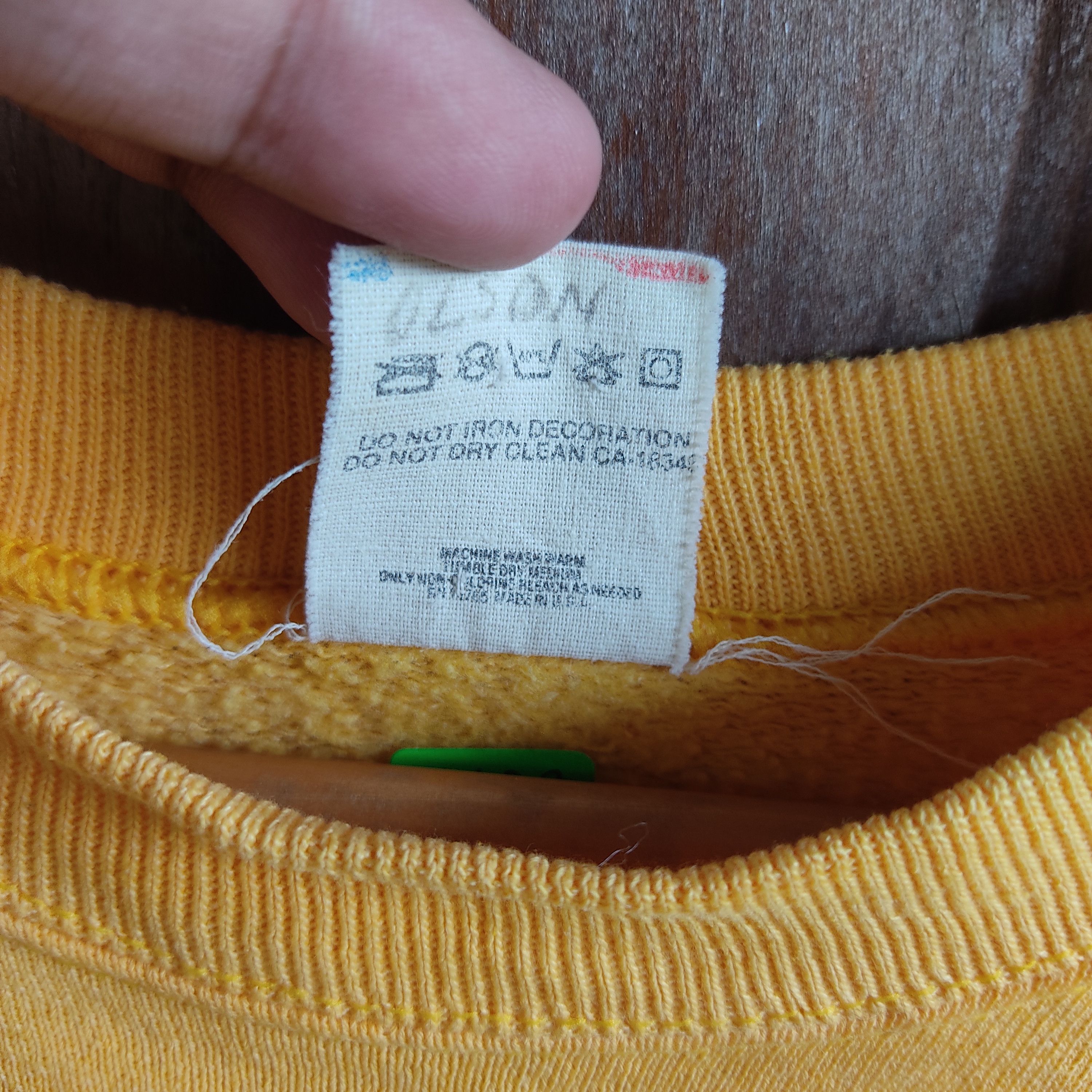 Vintage Vintage 90s Golden Talons Sweatshirt Size US M / EU 48-50 / 2 - 5 Thumbnail