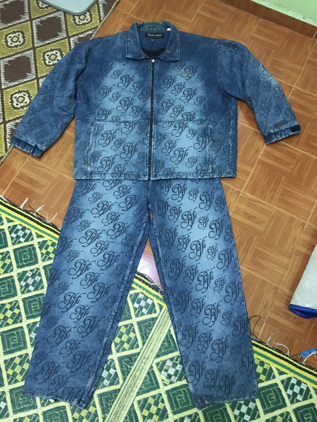Pelle Pelle Pelle Pelle Full Set Vintage Urban Style Tracksuit Rare Find Size US XXL / EU 58 / 5 - 2 Thumbnail
