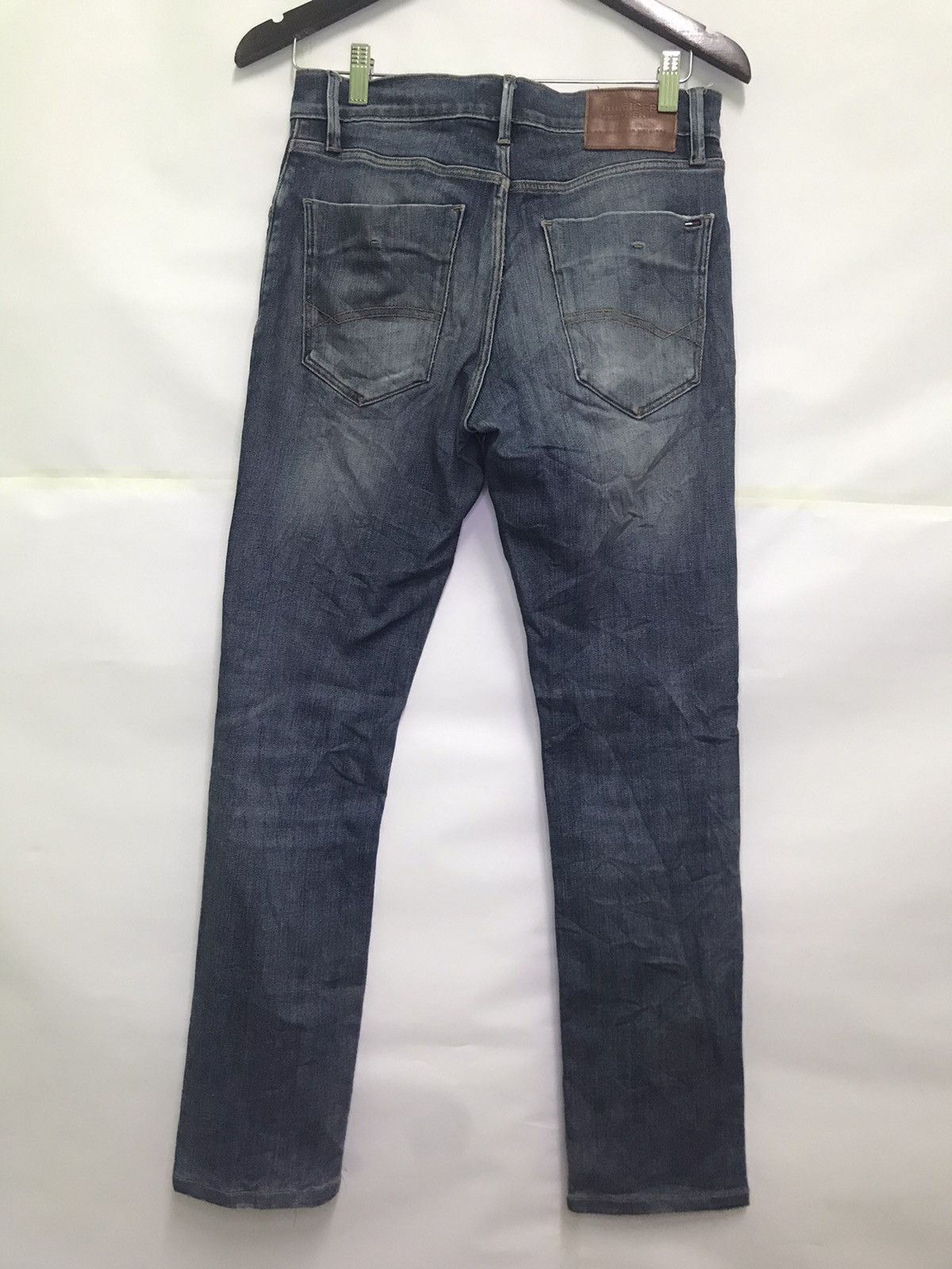 Tommy Hilfiger Vintage Slim Fit Distressed Blue Jeans Men’s Casual Denim Size US 30 / EU 46 - 2 Thumbnail