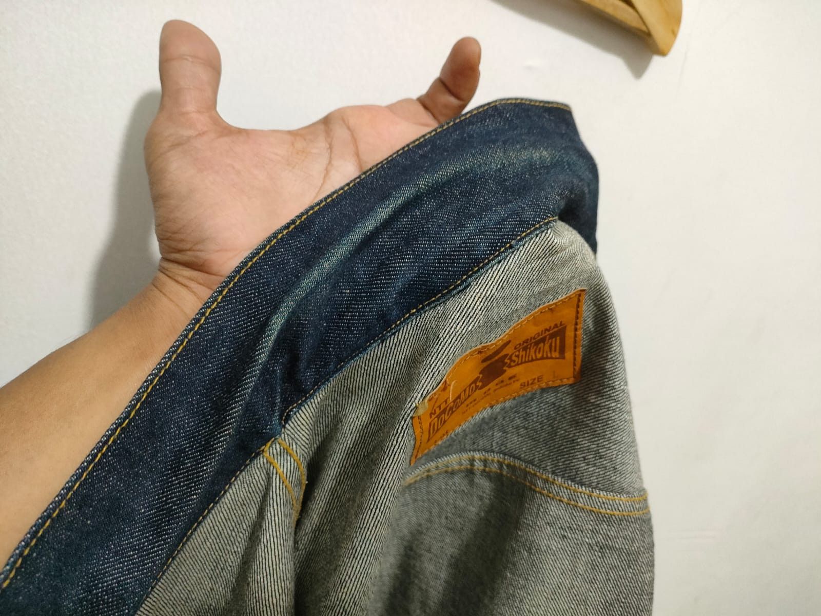 Japanese Brand Fit M to L, 90'S Docomo Shikoku Type 2 Selvedge Denim Jacket Size US L / EU 52-54 / 3 - 12 Thumbnail