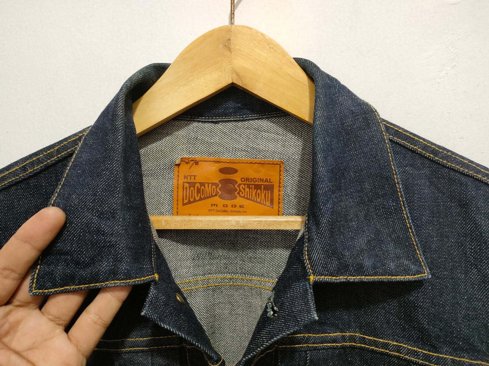 Japanese Brand Fit M to L, 90'S Docomo Shikoku Type 2 Selvedge Denim Jacket Size US L / EU 52-54 / 3 - 6 Thumbnail