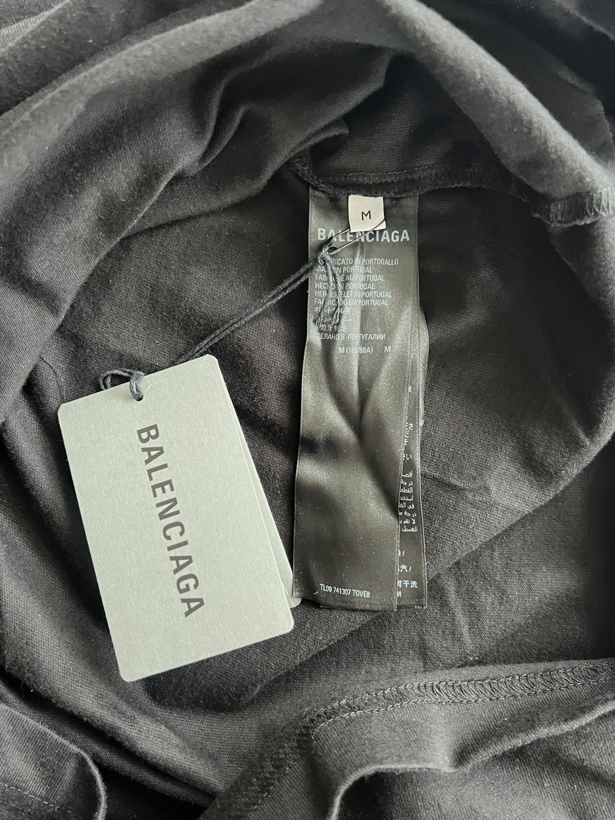 Balenciaga Balenciaga LIMITED EDITION Ukraine Unite24 T-Shirt Size US M / EU 48-50 / 2 - 4 Thumbnail