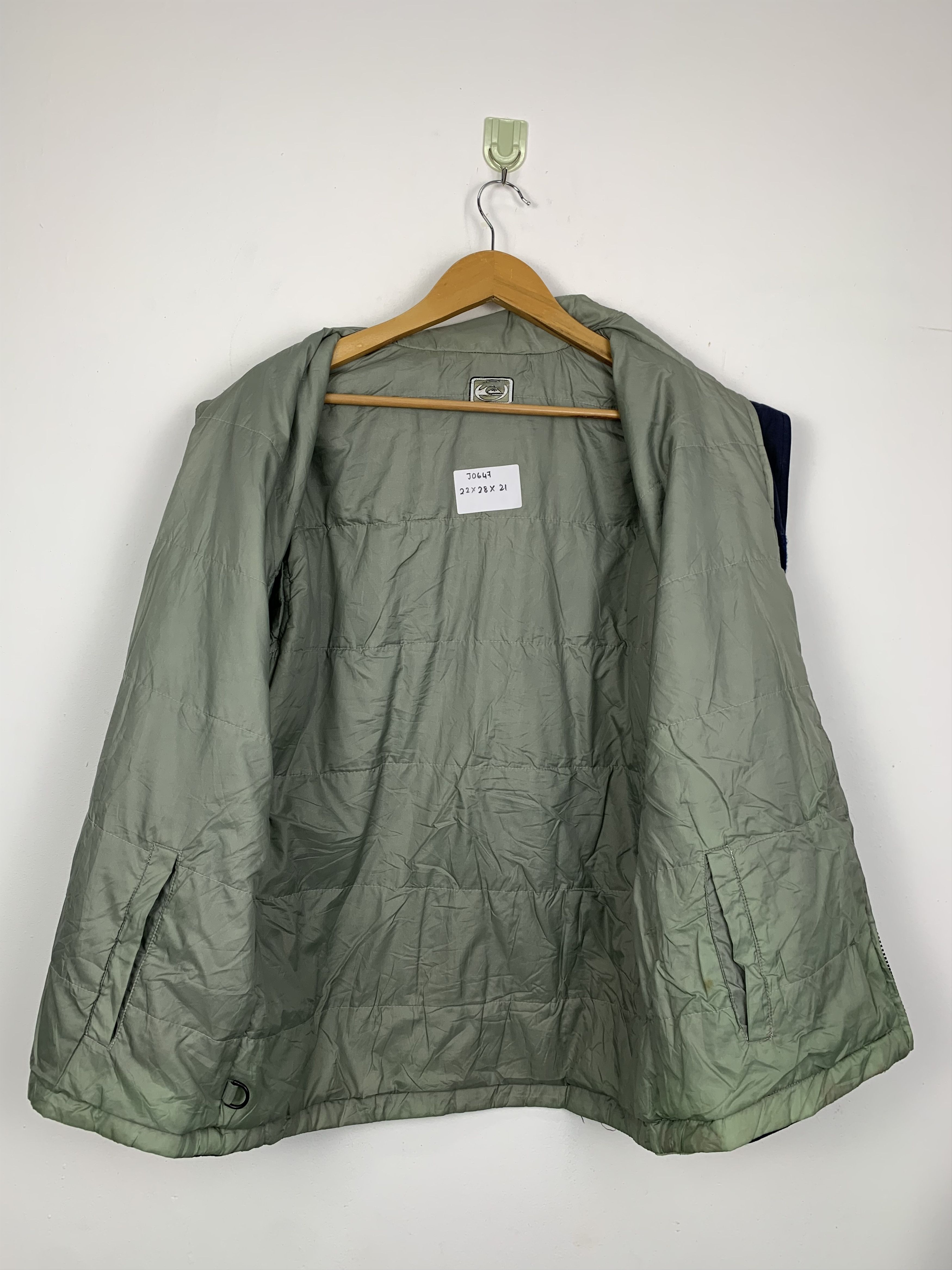 Quicksilver Vintage Quicksilver Windbreaker Jackets J0647 Size US S / EU 44-46 / 1 - 9 Thumbnail