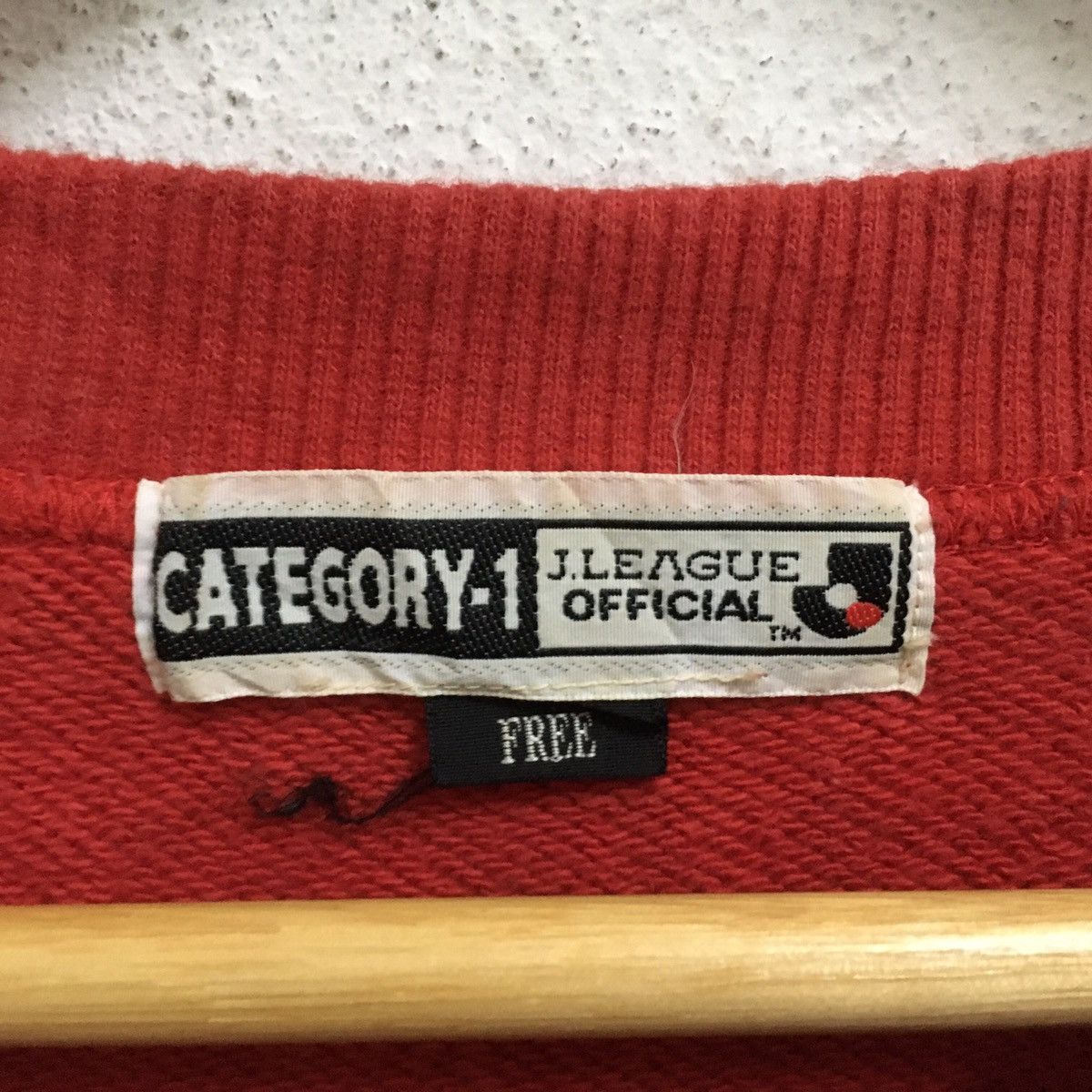 Japanese Brand × Vintage Vintage URAWA RED DIAMOND Football Club J.League Sweatshirt Size US L / EU 52-54 / 3 - 4 Thumbnail