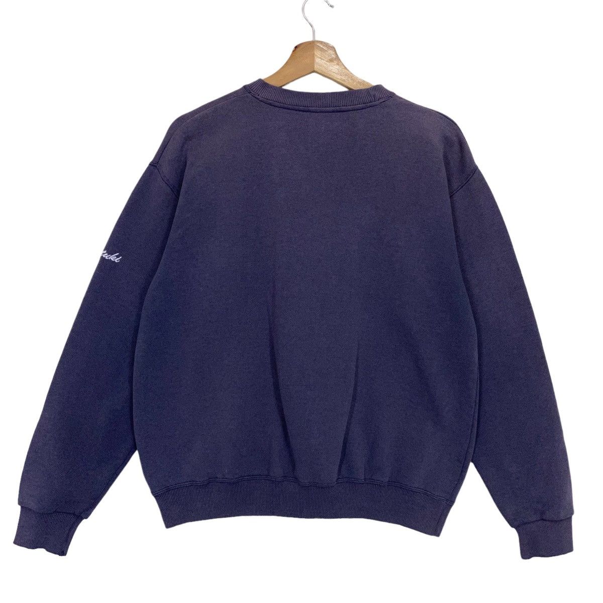 Raised By Wolves Vintage 90s Tion1 Wolves BasketBall Team Crewneck Sweatshirt Size US M / EU 48-50 / 2 - 8 Thumbnail