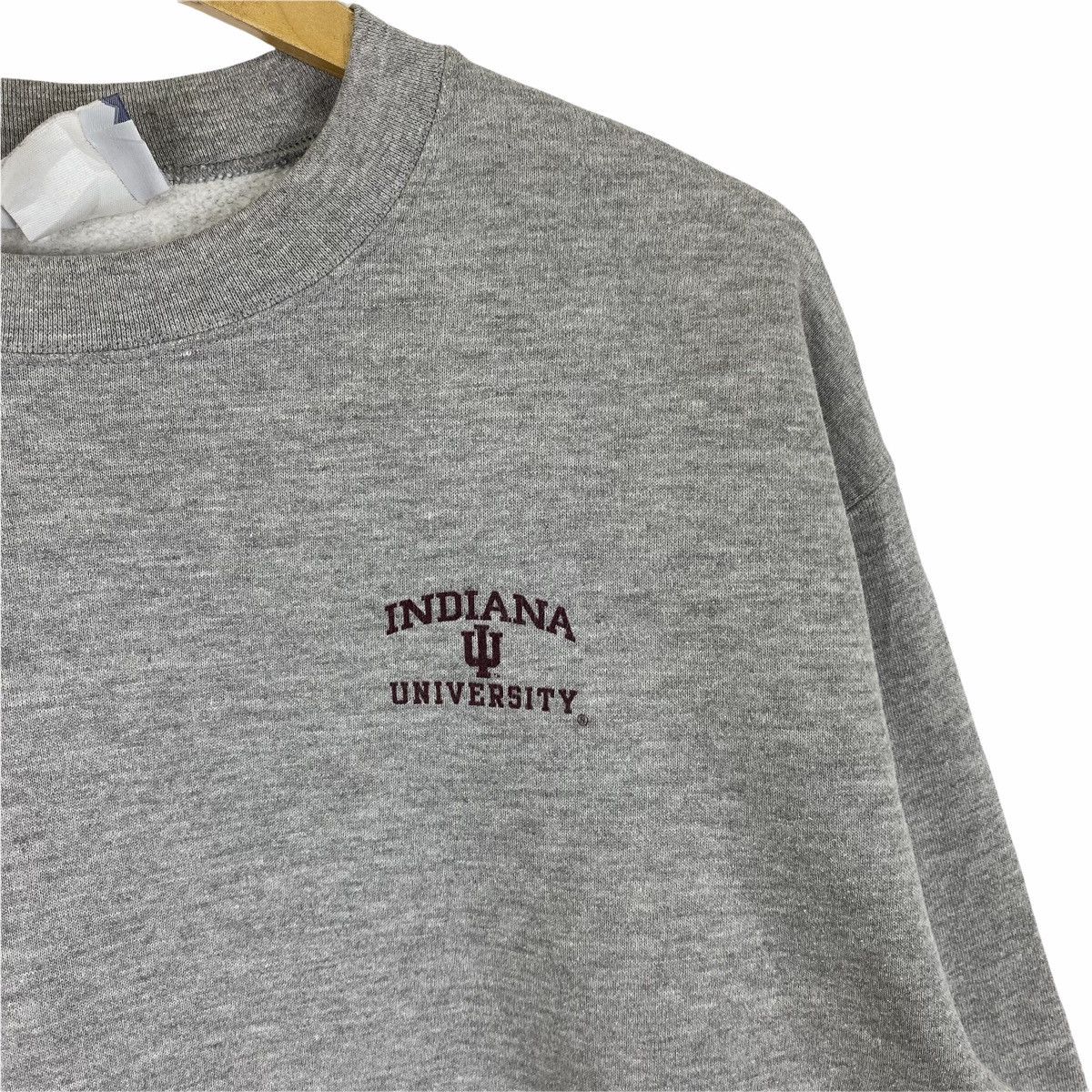 Vintage Vintage INDIANA UNIVERSITY Small Logo Sweatshirt Pullover Size US L / EU 52-54 / 3 - 5 Thumbnail