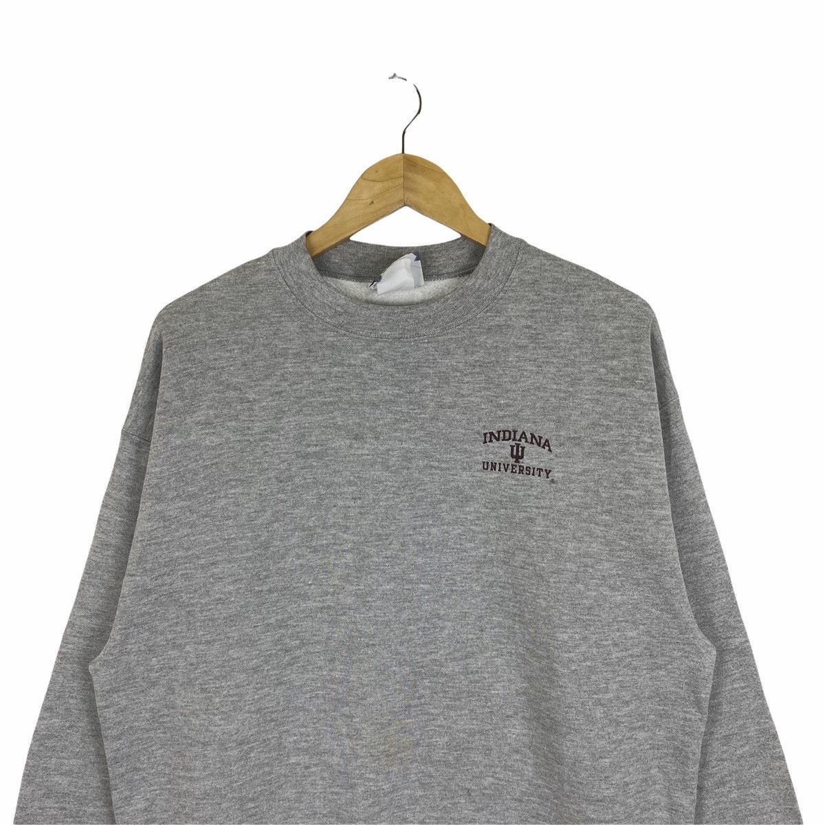 Vintage Vintage INDIANA UNIVERSITY Small Logo Sweatshirt Pullover Size US L / EU 52-54 / 3 - 4 Thumbnail
