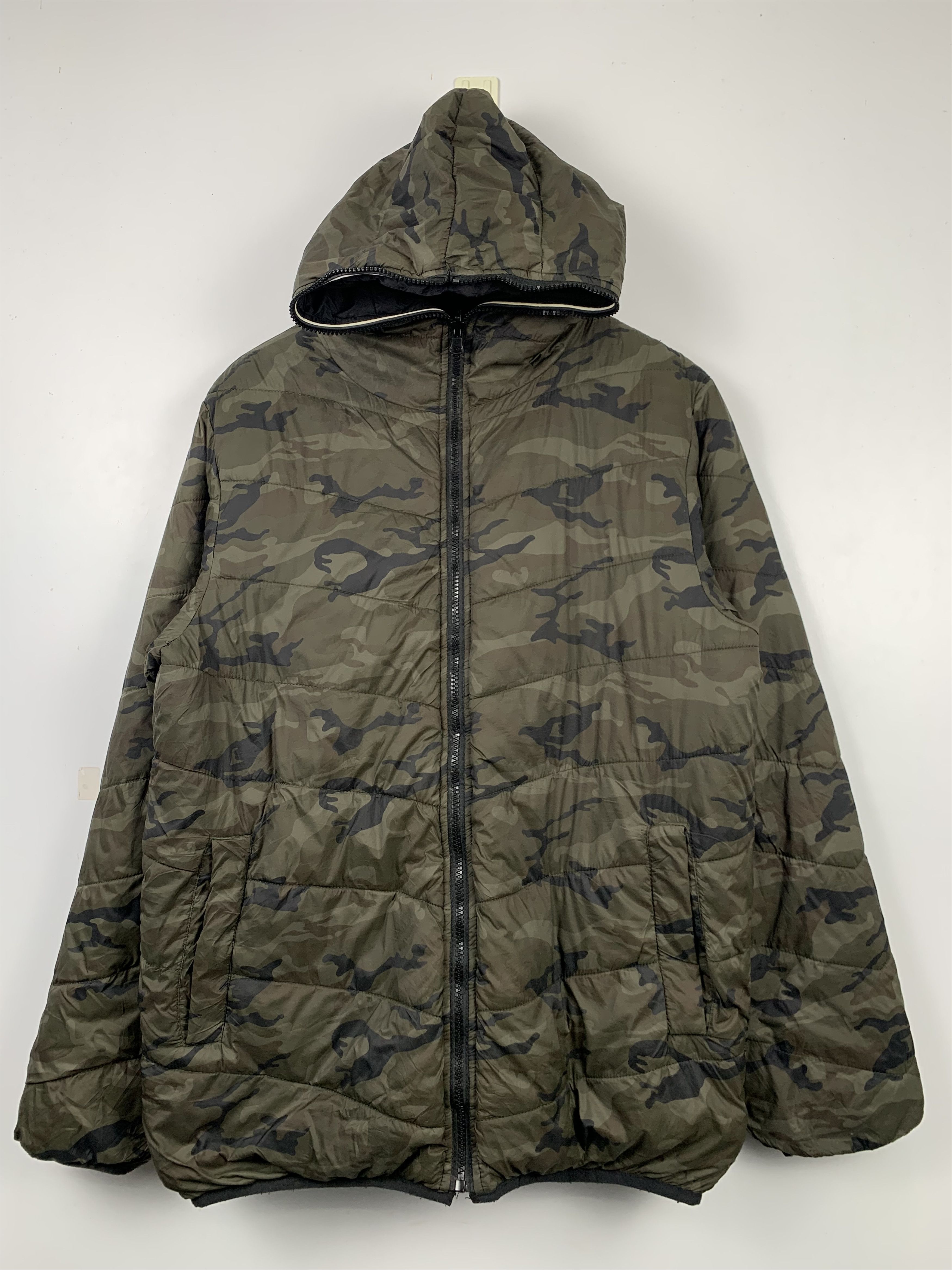 Japanese Brand Vintage Japanese Brand Puffer Camouflage Reversible Jacket Size US M / EU 48-50 / 2 - 1 Thumbnail