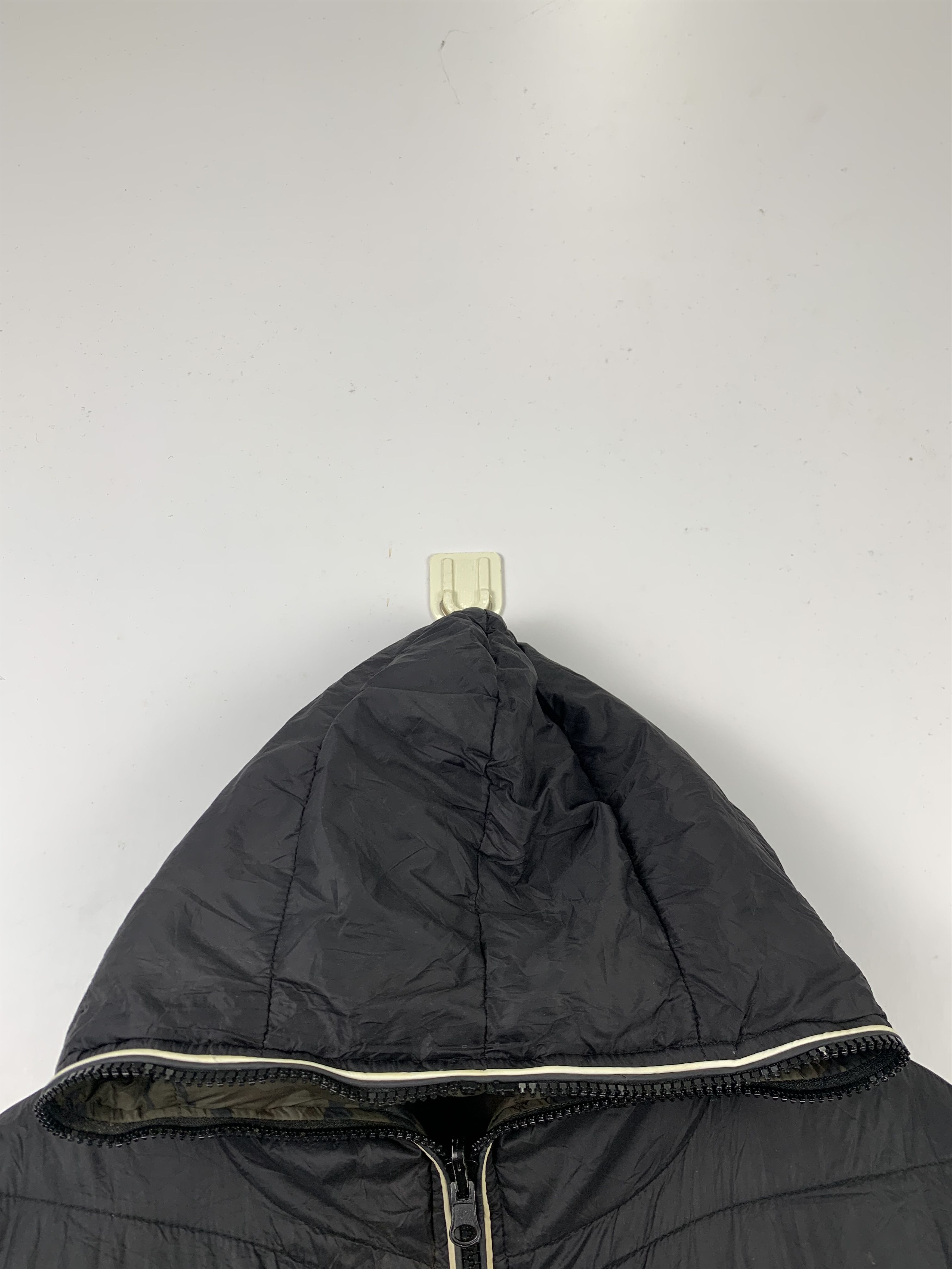 Japanese Brand Vintage Japanese Brand Puffer Camouflage Reversible Jacket Size US M / EU 48-50 / 2 - 14 Thumbnail