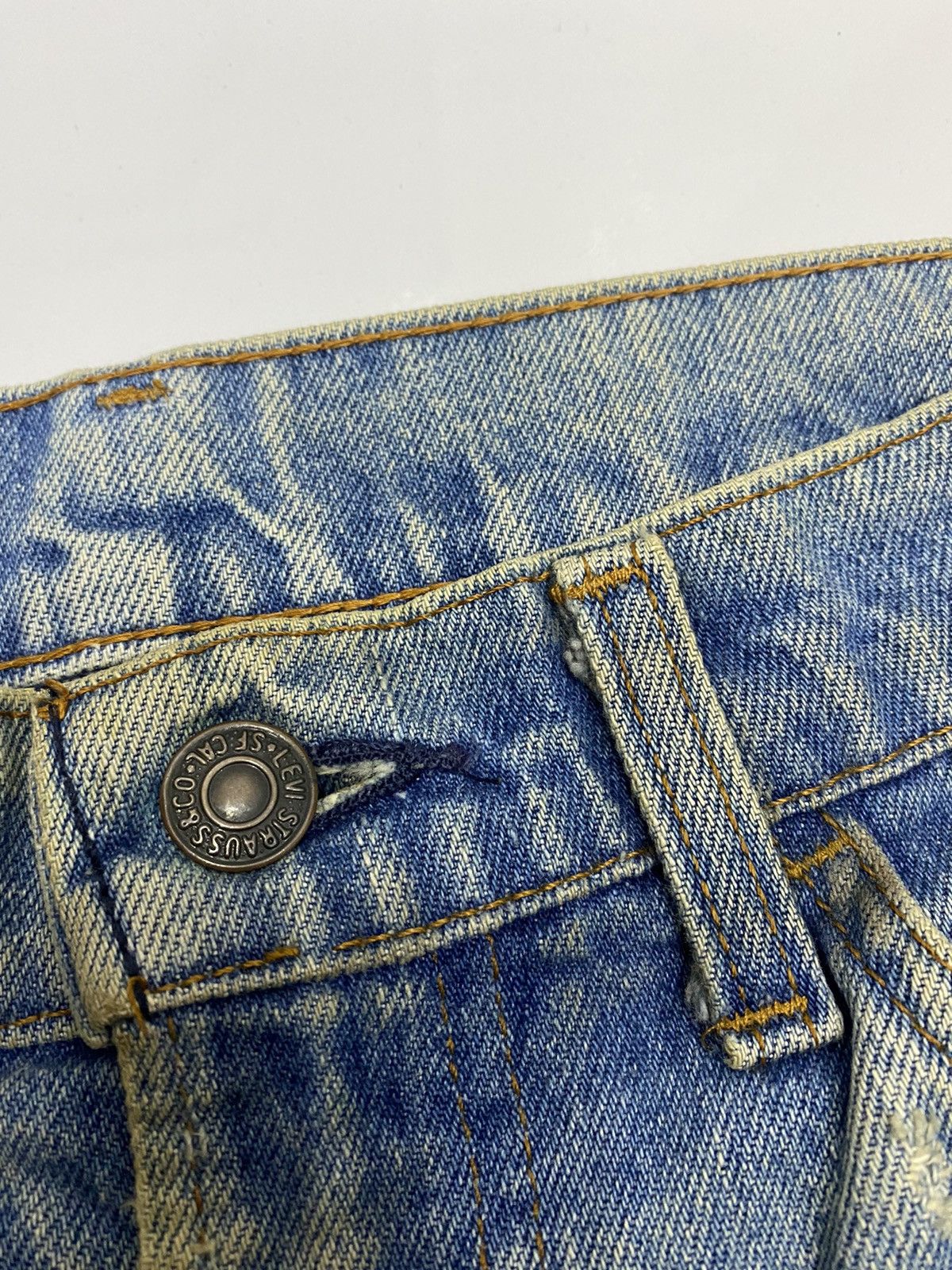 Levi's VINTAGE LEVIS OREN TAB DISTRESSED DENIM FLARED PANTS Size 28" / US 6 / IT 42 - 9 Thumbnail