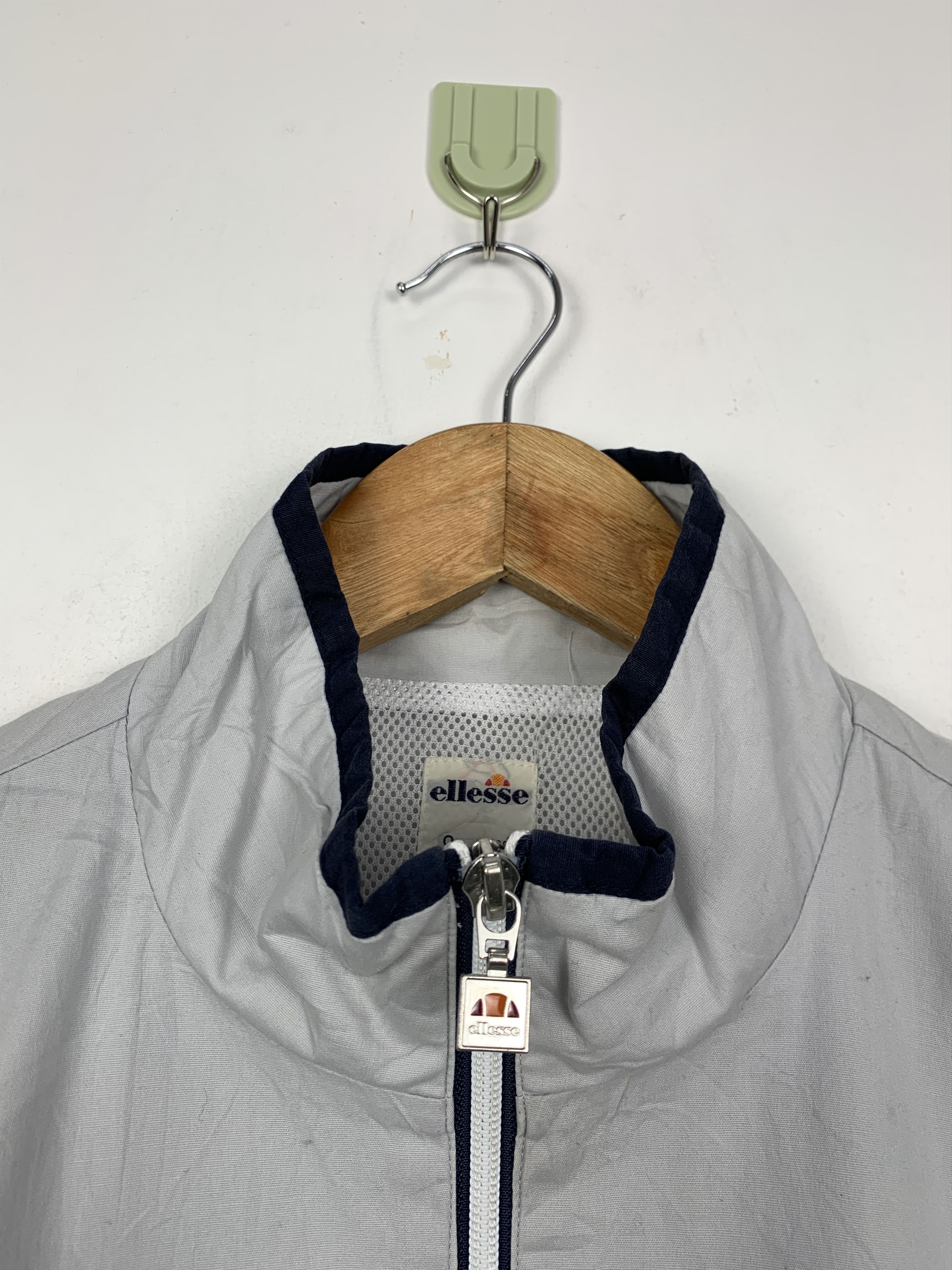 Ellesse Vintage ELLESSE Zip Up Windbreaker Jacket Size US L / EU 52-54 / 3 - 6 Thumbnail