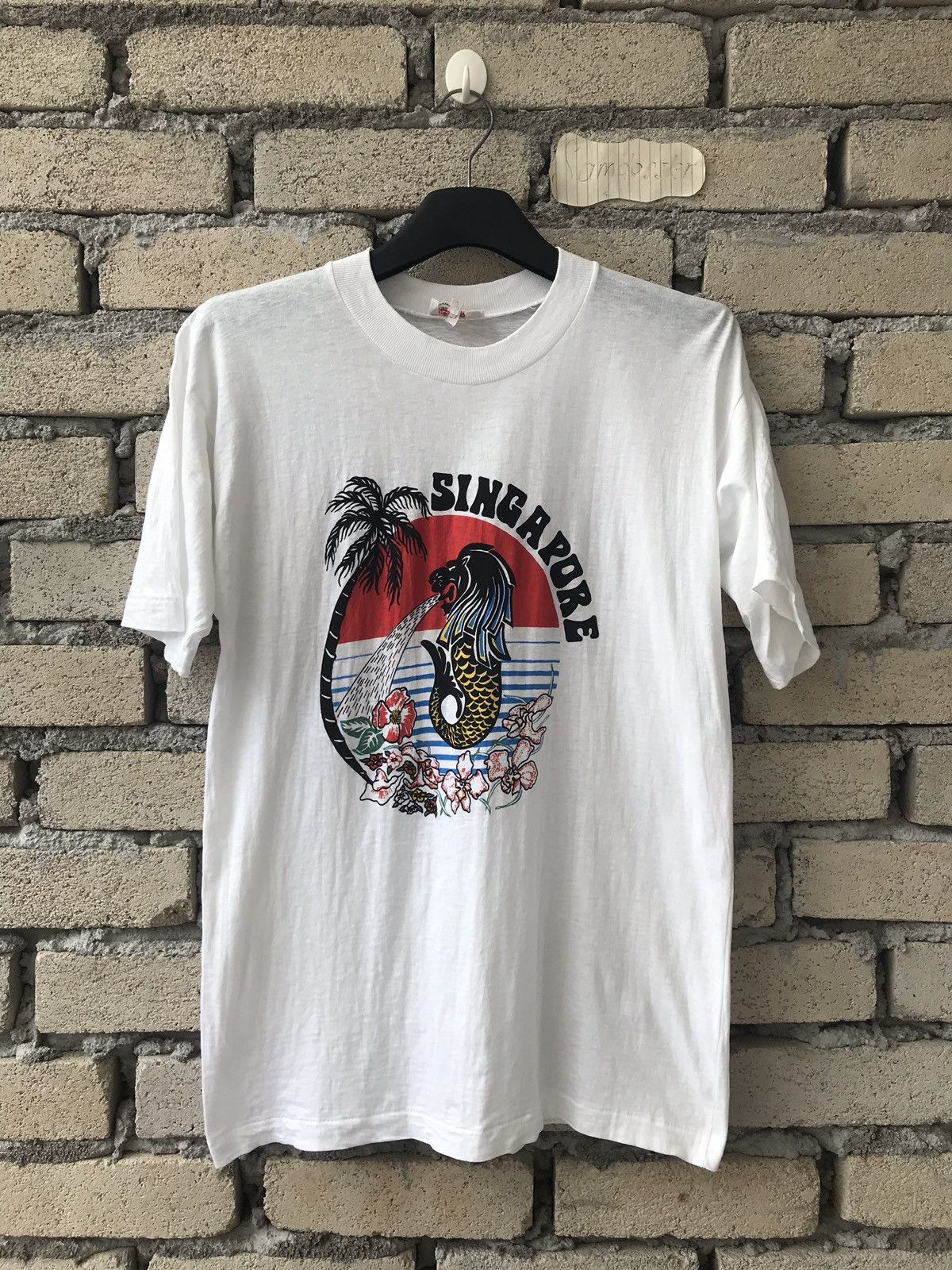 Vintage Vintage Singapore Tourist Flora Fauna Lion Logo Nice Screen Size US S / EU 44-46 / 1 - 1 Thumbnail