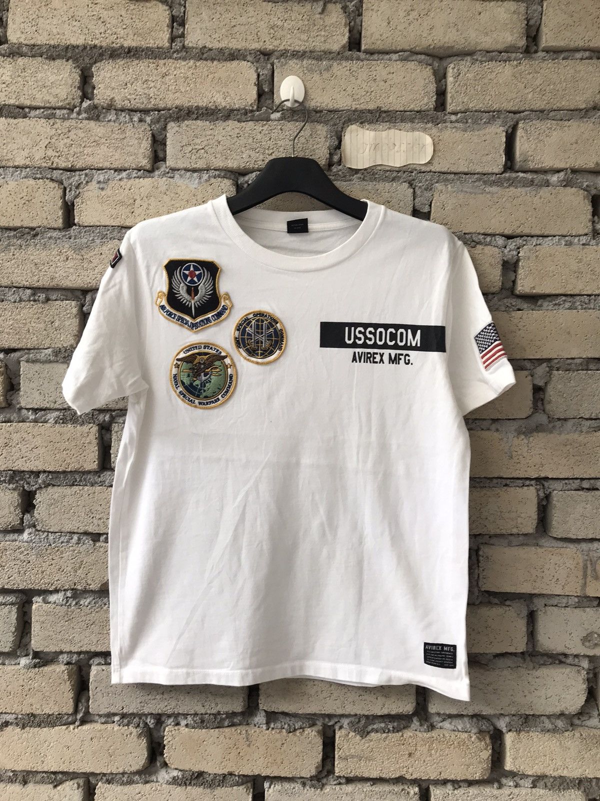 Avirex Avirex Uss Airbone Air Force Patchers Military Style Tee Size US S / EU 44-46 / 1 - 1 Thumbnail