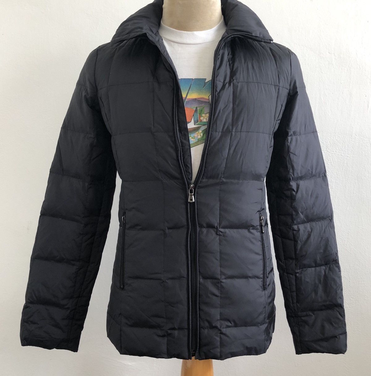 Dolce & Gabbana Dolce & Gabbana Puffer Jacket For Women Size M / US 6-8 / IT 42-44 - 3 Thumbnail