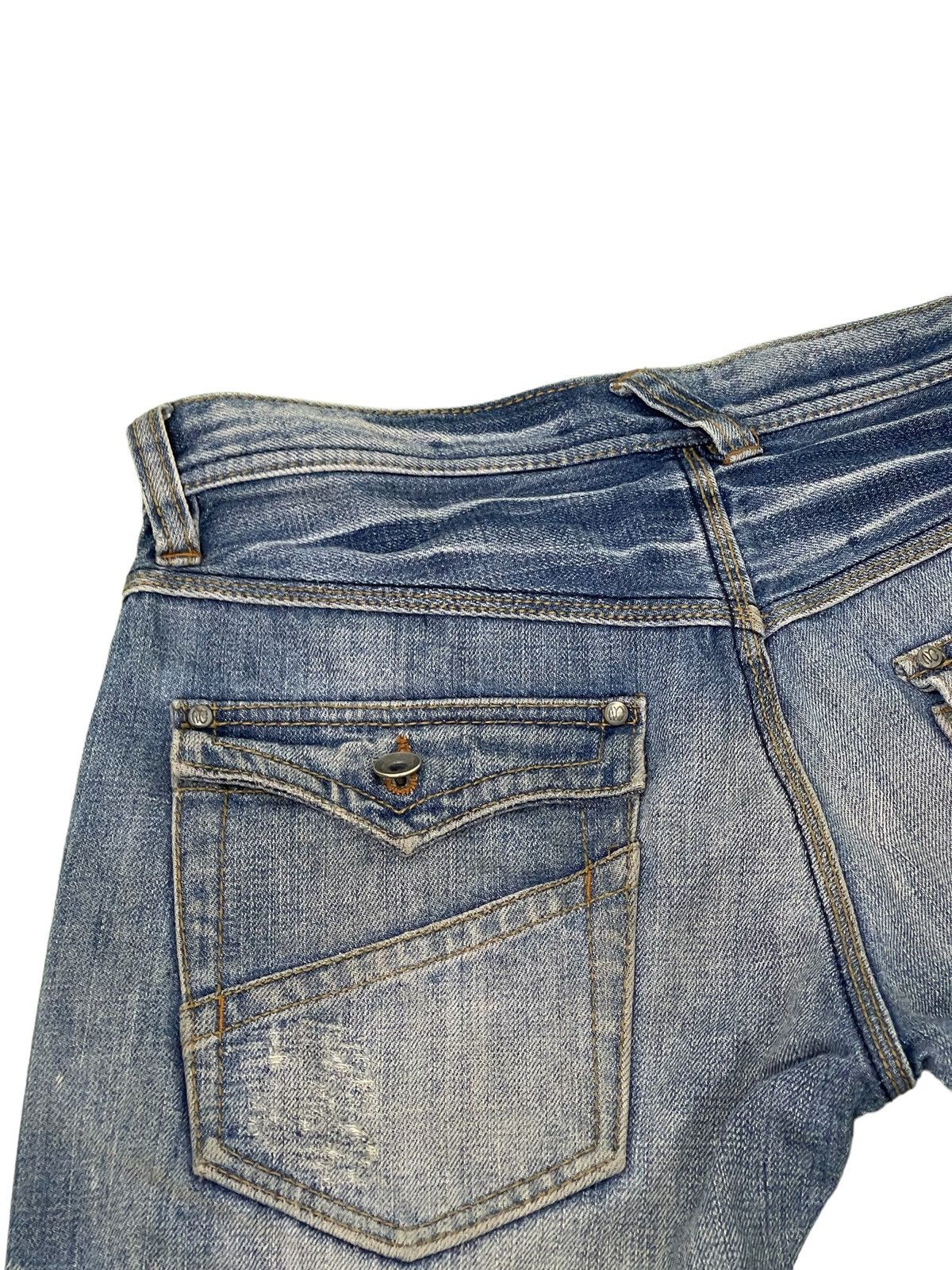HIDEAWAYS Flare Jeans Nicole Club Curv Leg Acid Wash Low Rise 4🟦0 Size US 30 / EU 46 - 21 Thumbnail