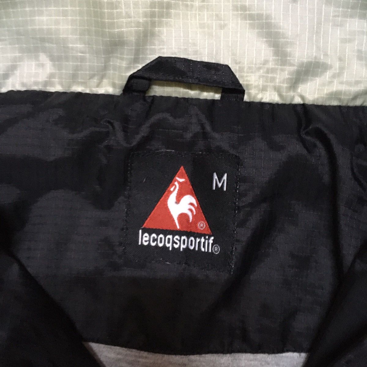 Le Coq Sportif Vintage Le Coq Sportif Black Windbreaker Light Jacket Size US M / EU 48-50 / 2 - 5 Thumbnail