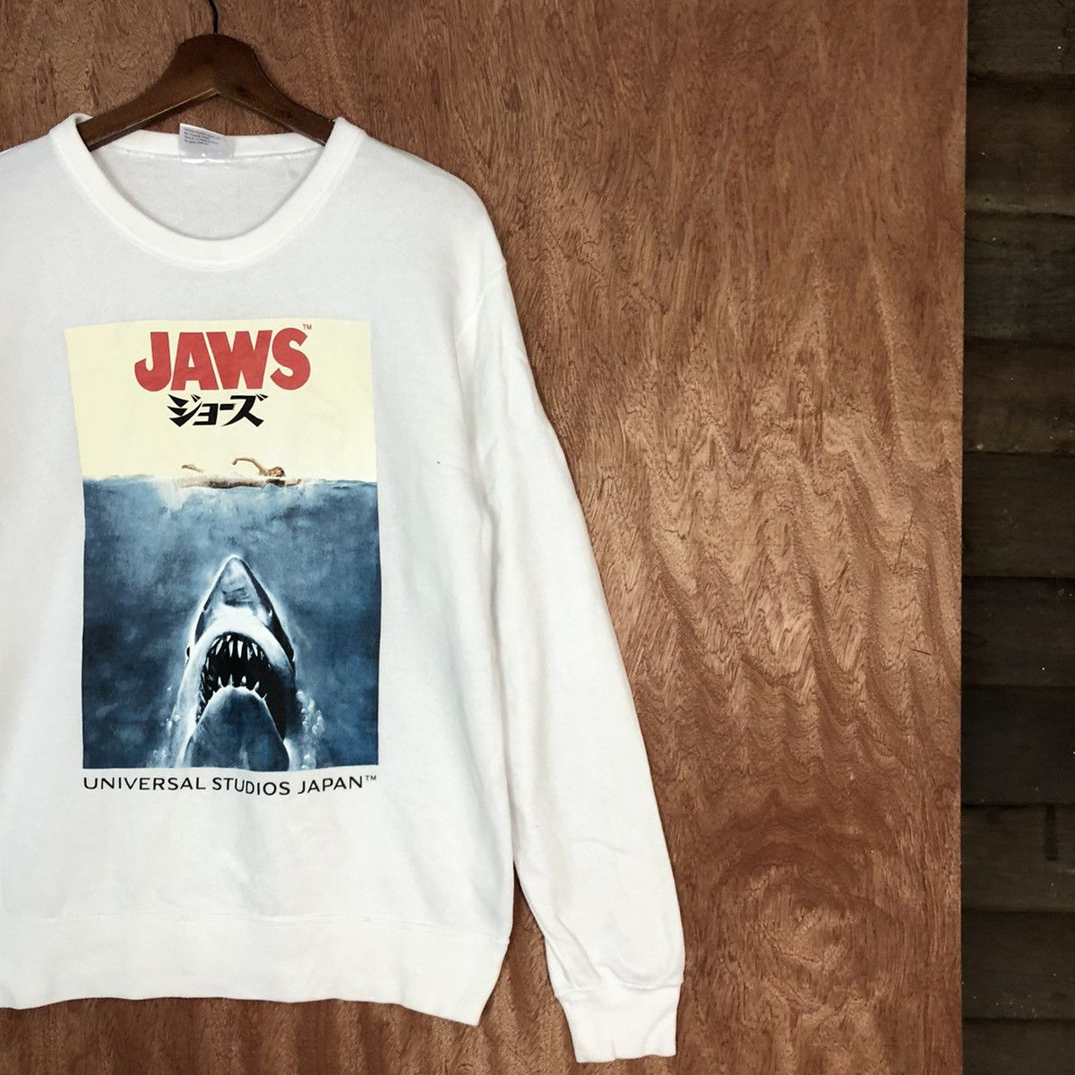 Japanese Brand Jaws movie universal studio japan White Sweatshirt #c864 Size US M / EU 48-50 / 2 - 5 Thumbnail