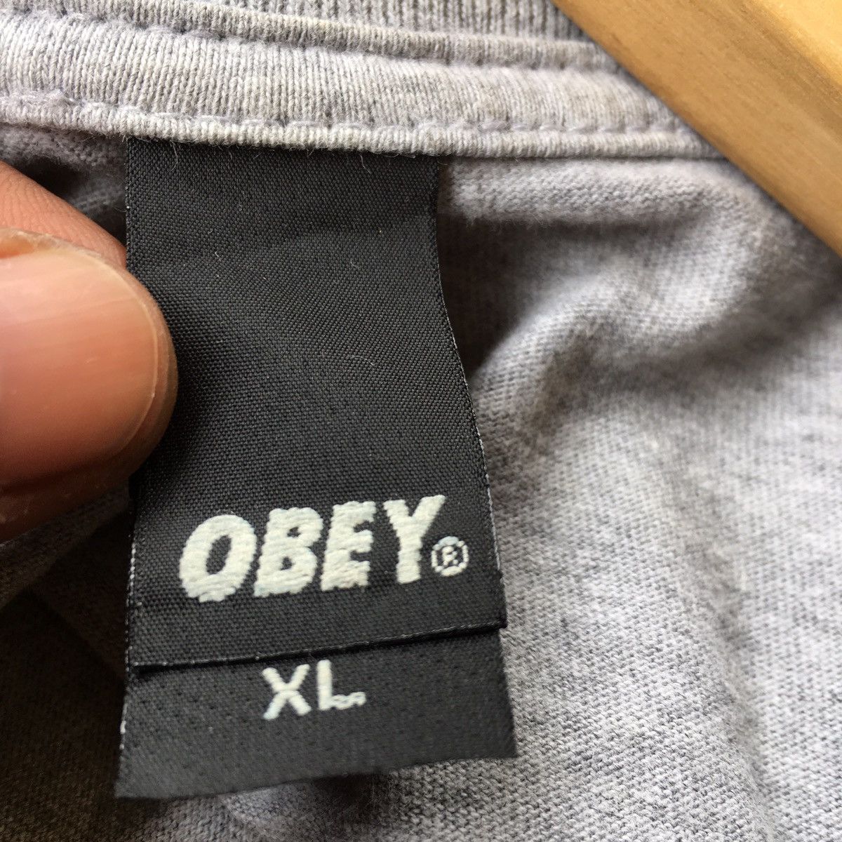 Obey Vintage Y2K Obey Skateboard ERD GRUNGE HOOKUPS TEE Size US XL / EU 56 / 4 - 4 Thumbnail
