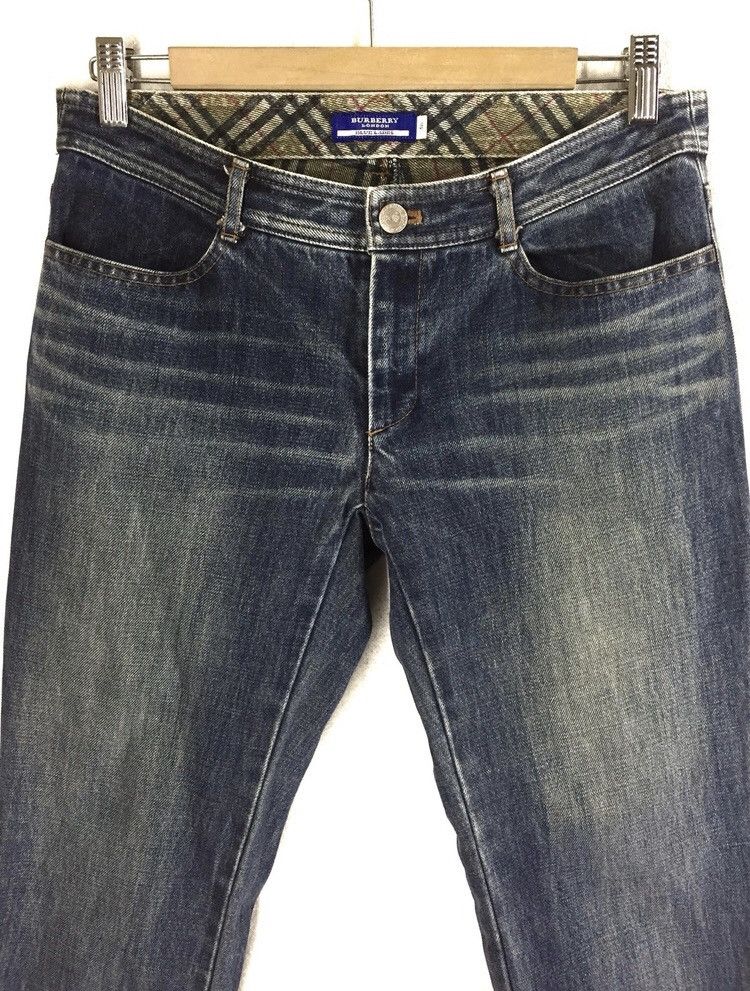 Burberry × Vintage Iconic Burberry London Blue Label Nova Check Jeans For Women Size 30" / US 8 / IT 44 - 4 Thumbnail
