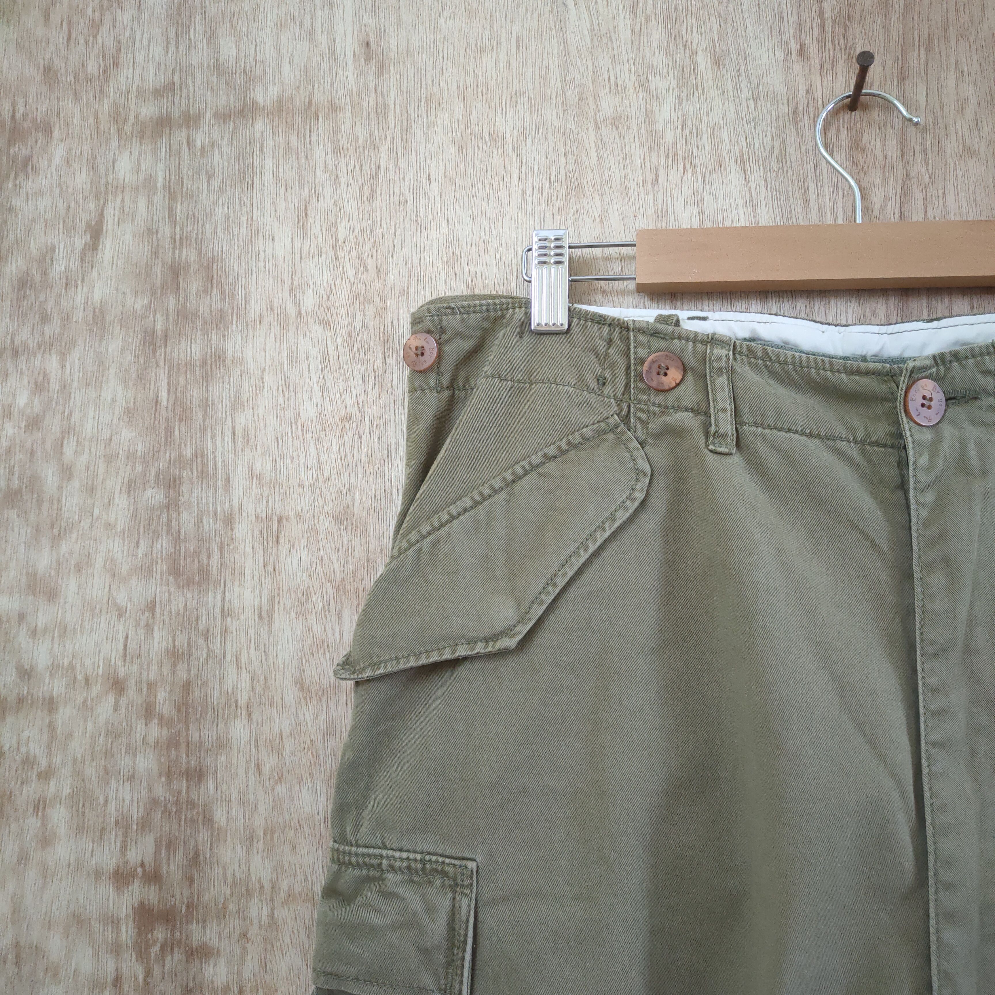 Fubu FUBU FOR US BY US VINTAGE BONDAGE BAGGY CARGO PANTS Size US 34 / EU 50 - 14 Thumbnail