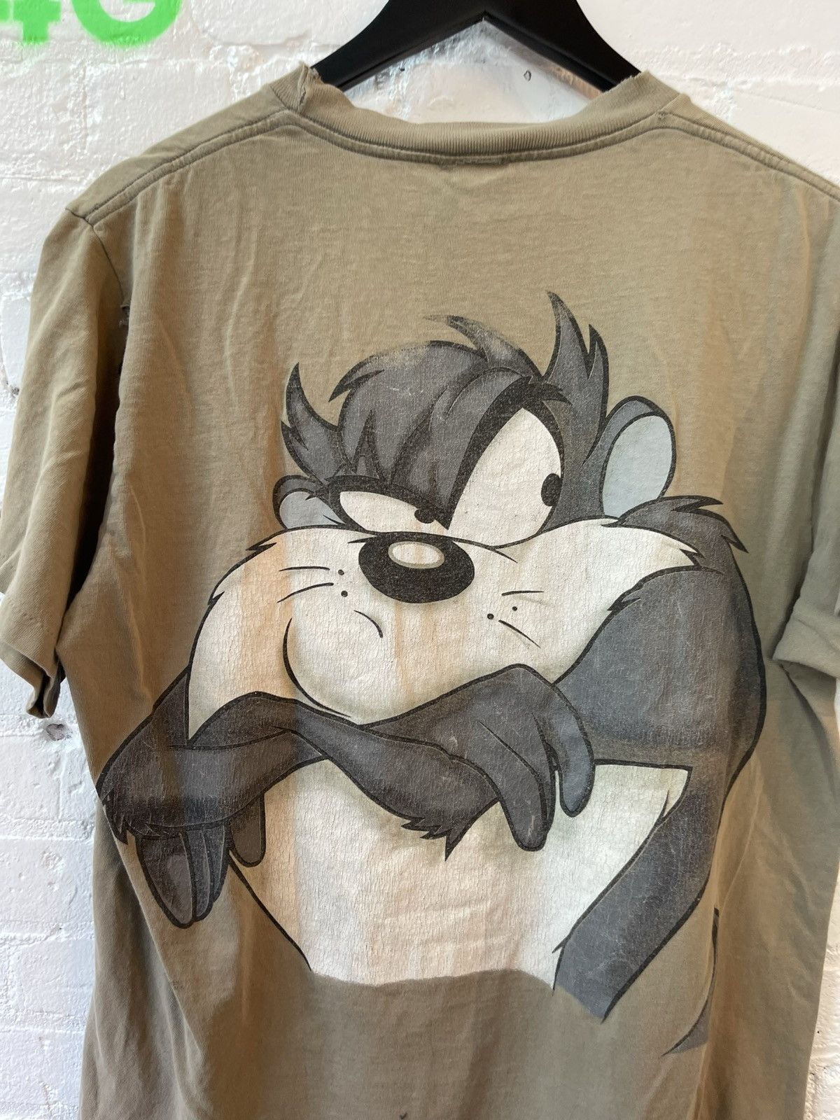Vintage Vintage 90s Single Stitch Tasmanian Devil THRASHED Shirt Size US L / EU 52-54 / 3 - 2 Thumbnail