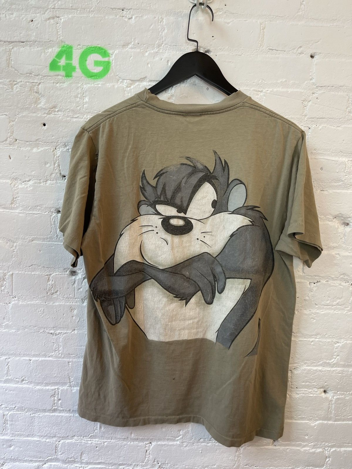 Vintage Vintage 90s Single Stitch Tasmanian Devil THRASHED Shirt Size US L / EU 52-54 / 3 - 1 Thumbnail