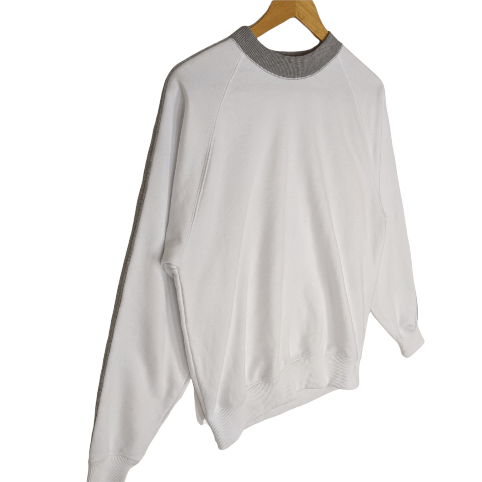 Japanese Brand × Uniqlo Vintage 2000's UNIQLO White Plain Jumper Sweatshirt Size US S / EU 44-46 / 1 - 3 Thumbnail