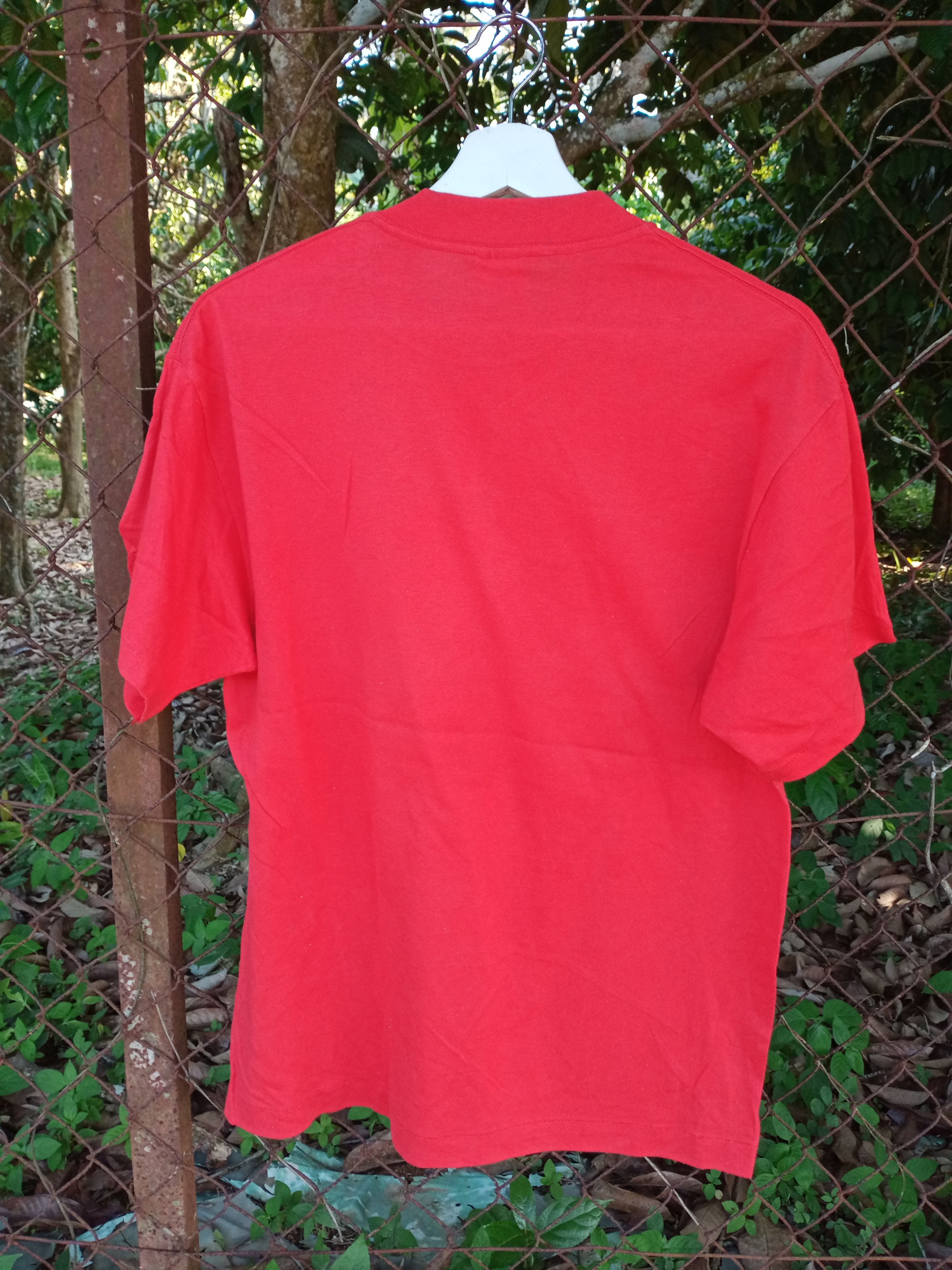 NBA Vintage Chicago Bulls Tshirt big logo Size US M / EU 48-50 / 2 - 5 Thumbnail