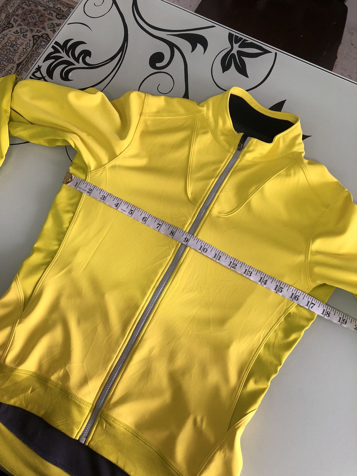 Arc'teryx Arc'Teryx Small Logo Back Windstopper Jackets Women Size S / US 4 / IT 40 - 23 Thumbnail