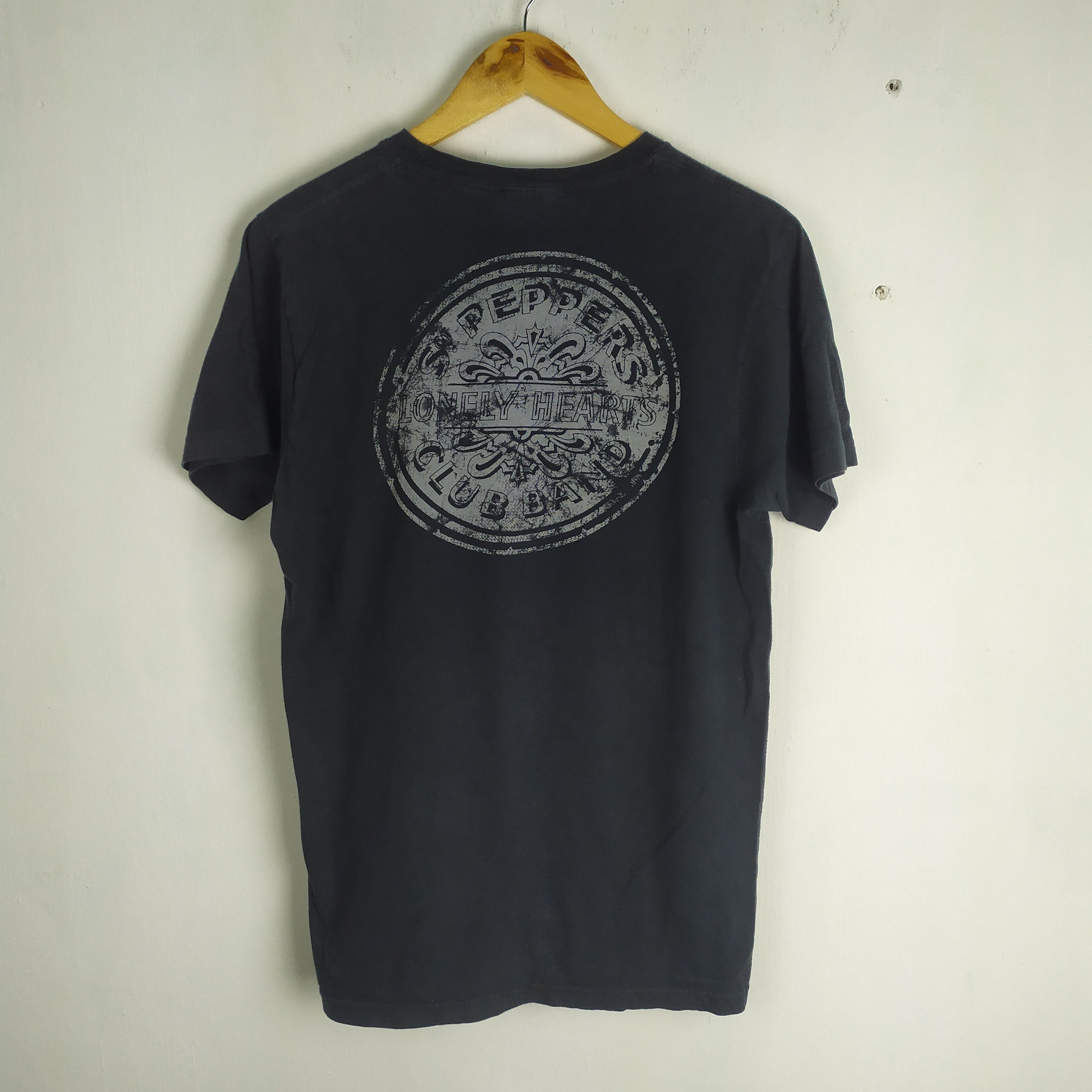 Band Tees VINTAGE THE BEATLES BAND T SHIRT Size US M / EU 48-50 / 2 - 3 Thumbnail