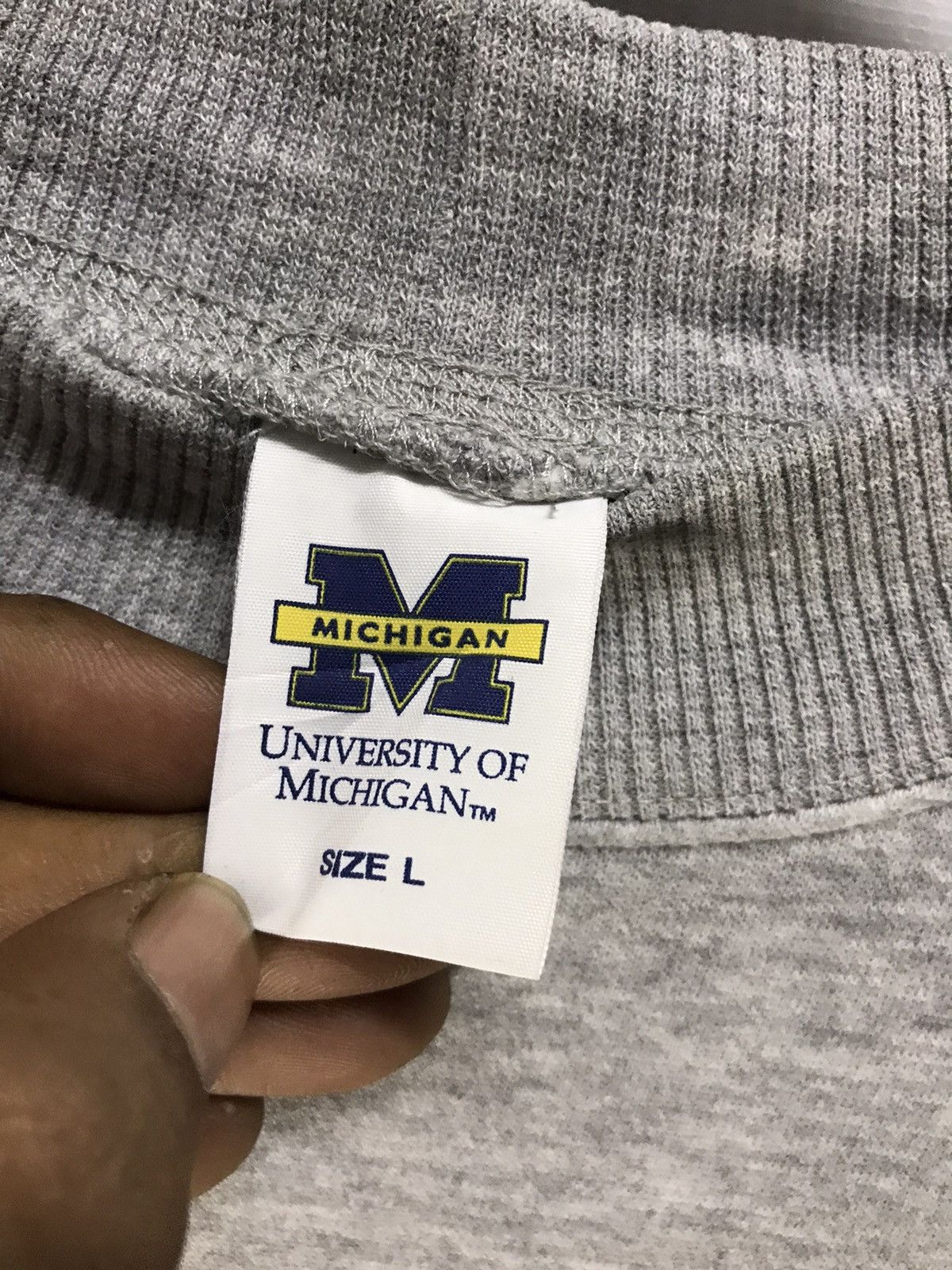 GU University of Michigan crop sweatshirt by gu Size US L / EU 52-54 / 3 - 4 Thumbnail