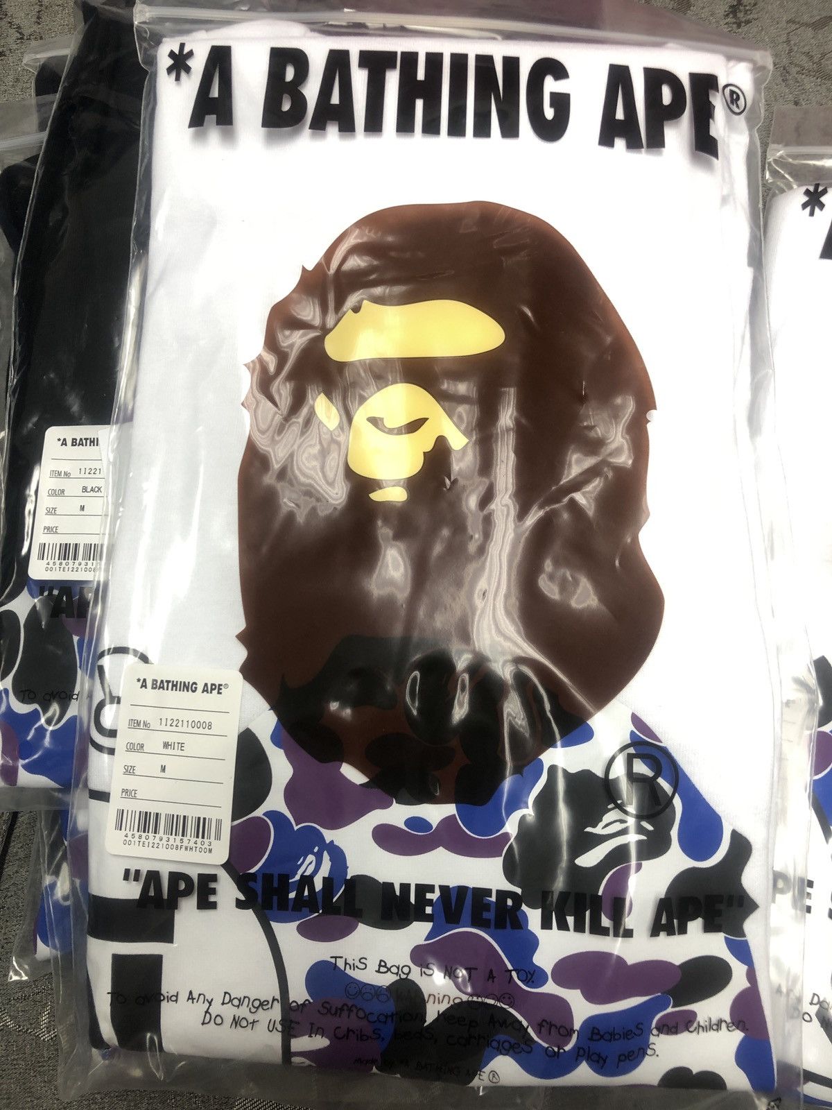 Bape BAPE Hong Kong 16th Anniversary - HK Camo Ape Head Tee Size US M / EU 48-50 / 2 - 6 Thumbnail