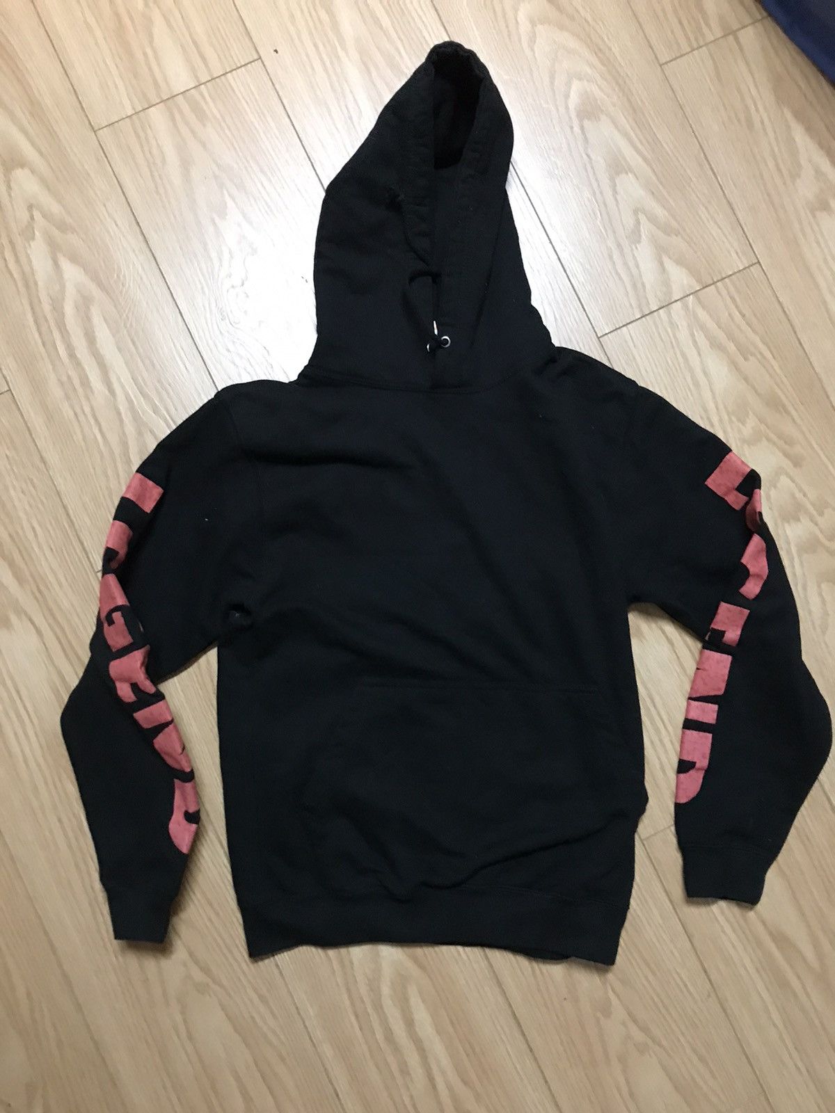 Japanese Brand × The Weeknd × Vintage Weekend space tour legend hoodie small Size US S / EU 44-46 / 1 - 2 Thumbnail