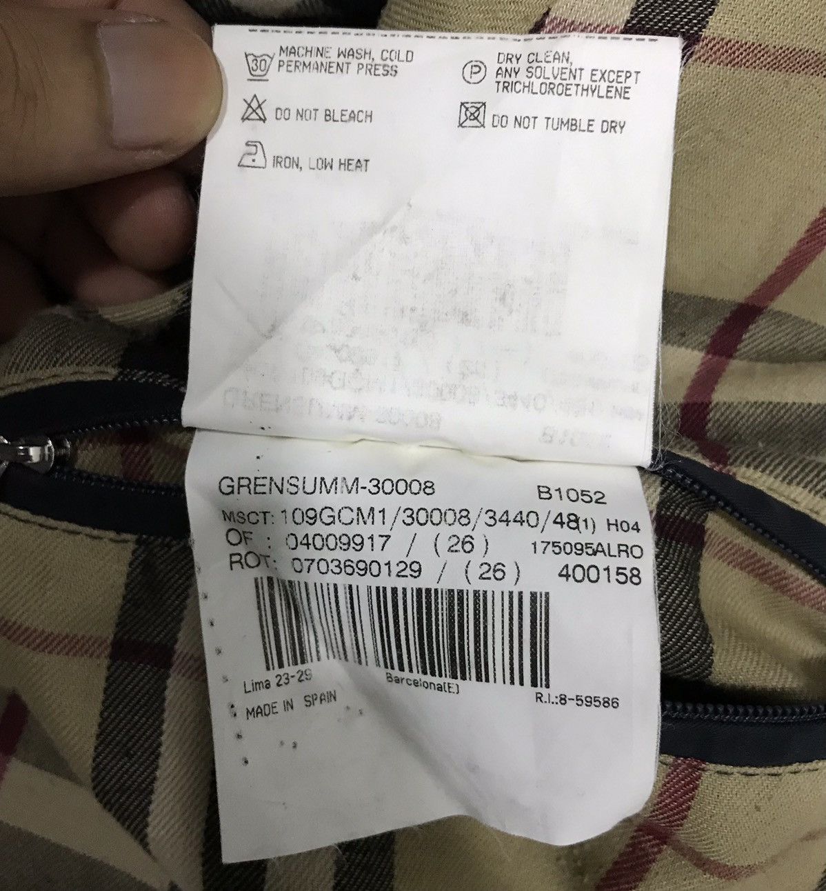 Burberry BURBERRY LONDON NOVA CHECK LONG JACKET COAT Size US M / EU 48-50 / 2 - 21 Thumbnail