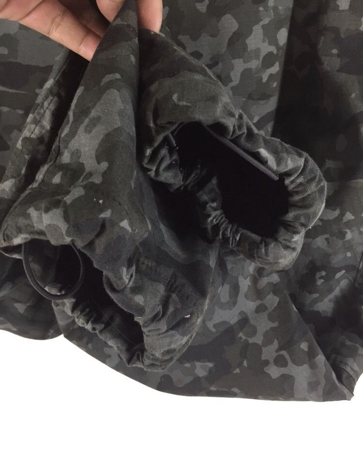 Uniqlo Uniqlo Night Camouflage Parachute Outdoor Jogger Size US 30 / EU 46 - 6 Thumbnail