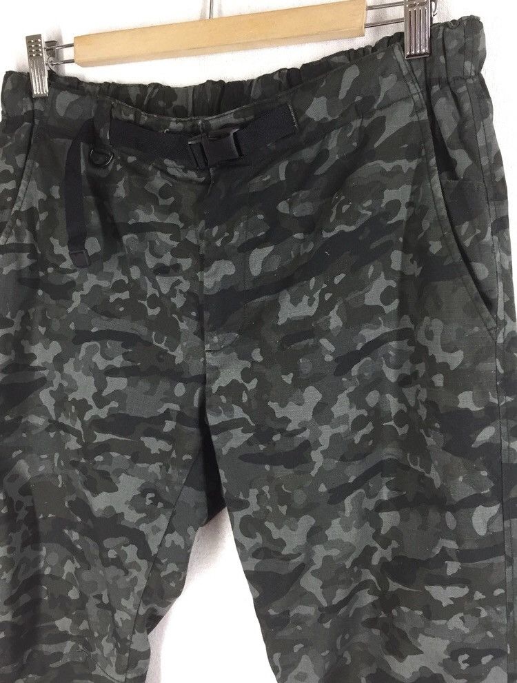 Uniqlo Uniqlo Night Camouflage Parachute Outdoor Jogger Size US 30 / EU 46 - 3 Thumbnail
