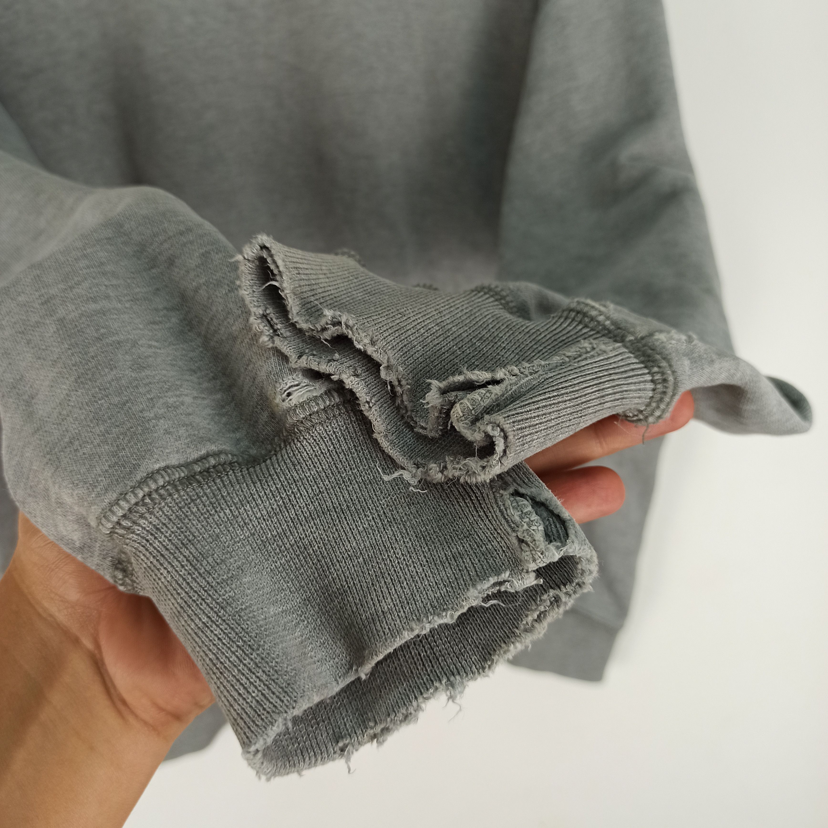 Adidas 🔥STEALS🔥 Distressed Adidas Sweatshirt Spell Out Logo Size US M / EU 48-50 / 2 - 8 Thumbnail