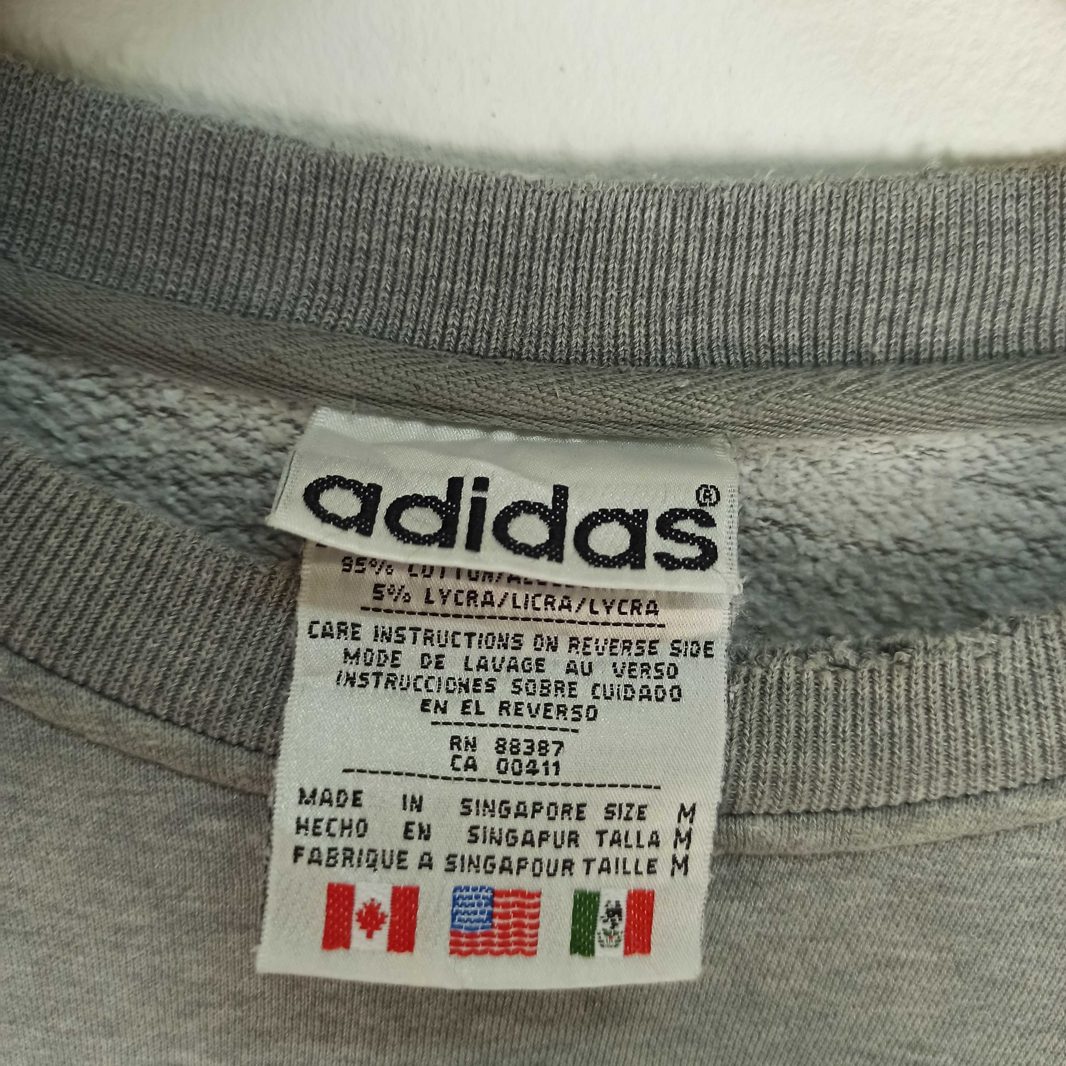 Adidas 🔥STEALS🔥 Distressed Adidas Sweatshirt Spell Out Logo Size US M / EU 48-50 / 2 - 9 Thumbnail