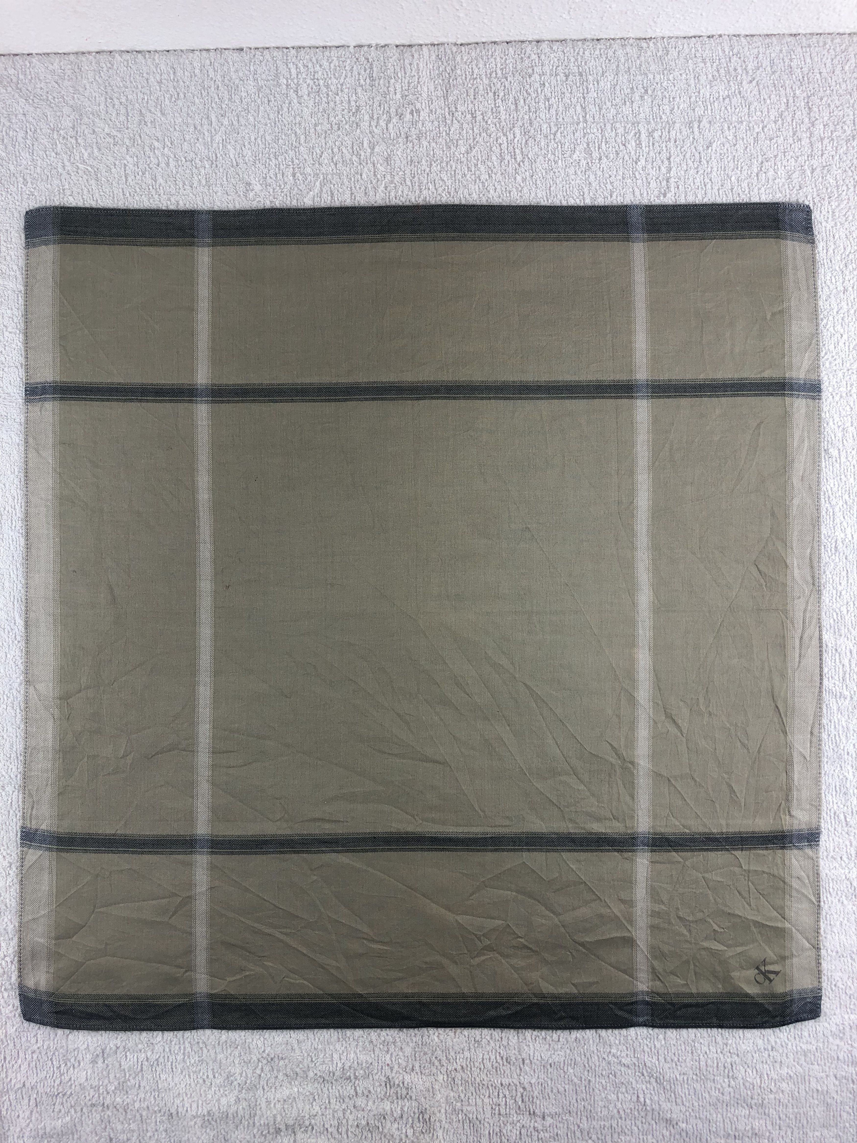 Calvin Klein Calvin Klein Handkerchief / Bandana / Neckerchief C244 Size ONE SIZE - 3 Thumbnail