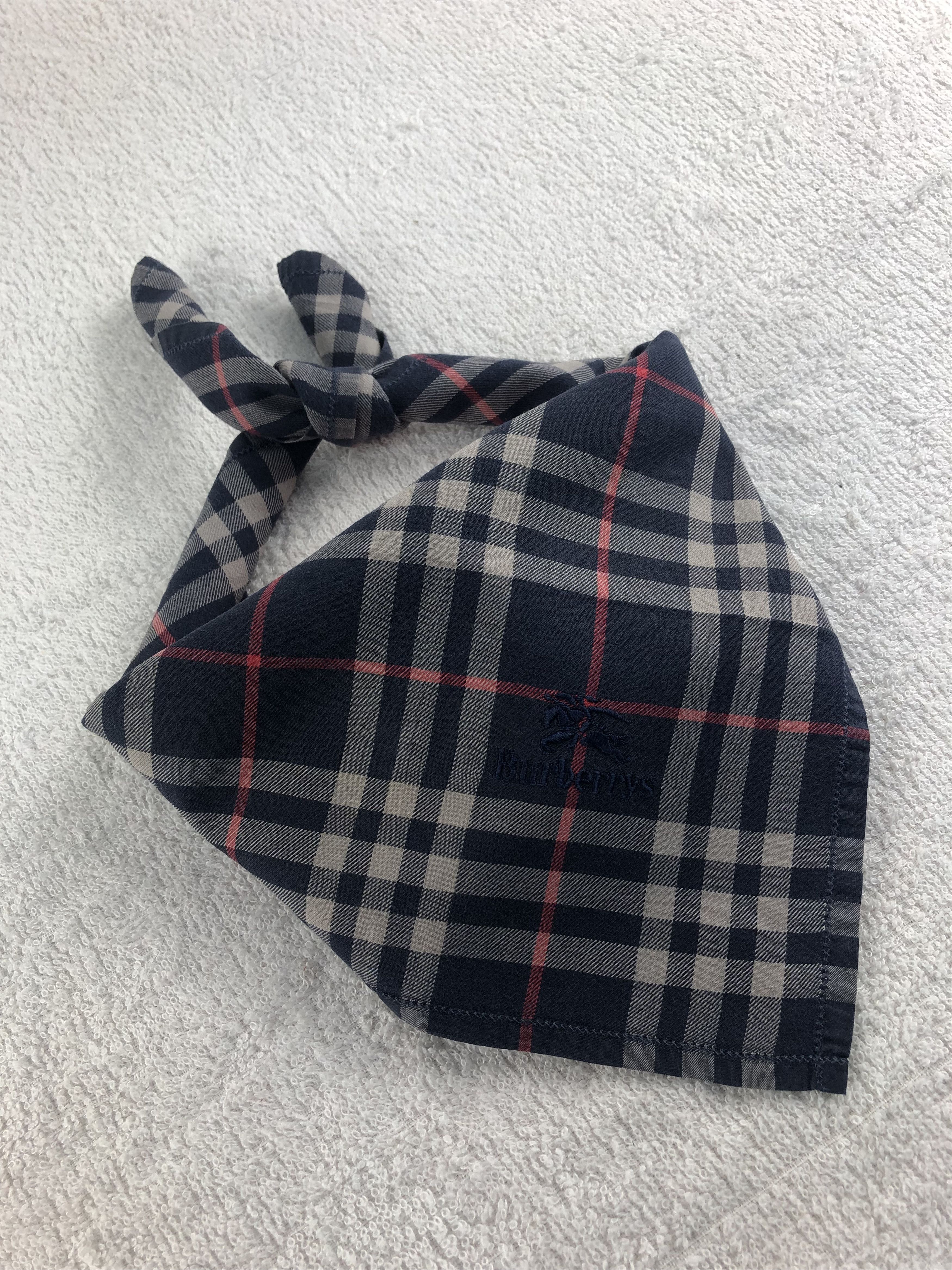 Burberry Burberrys Handkerchief / Bandana / Neckerchief C243 Size ONE SIZE - 1 Thumbnail
