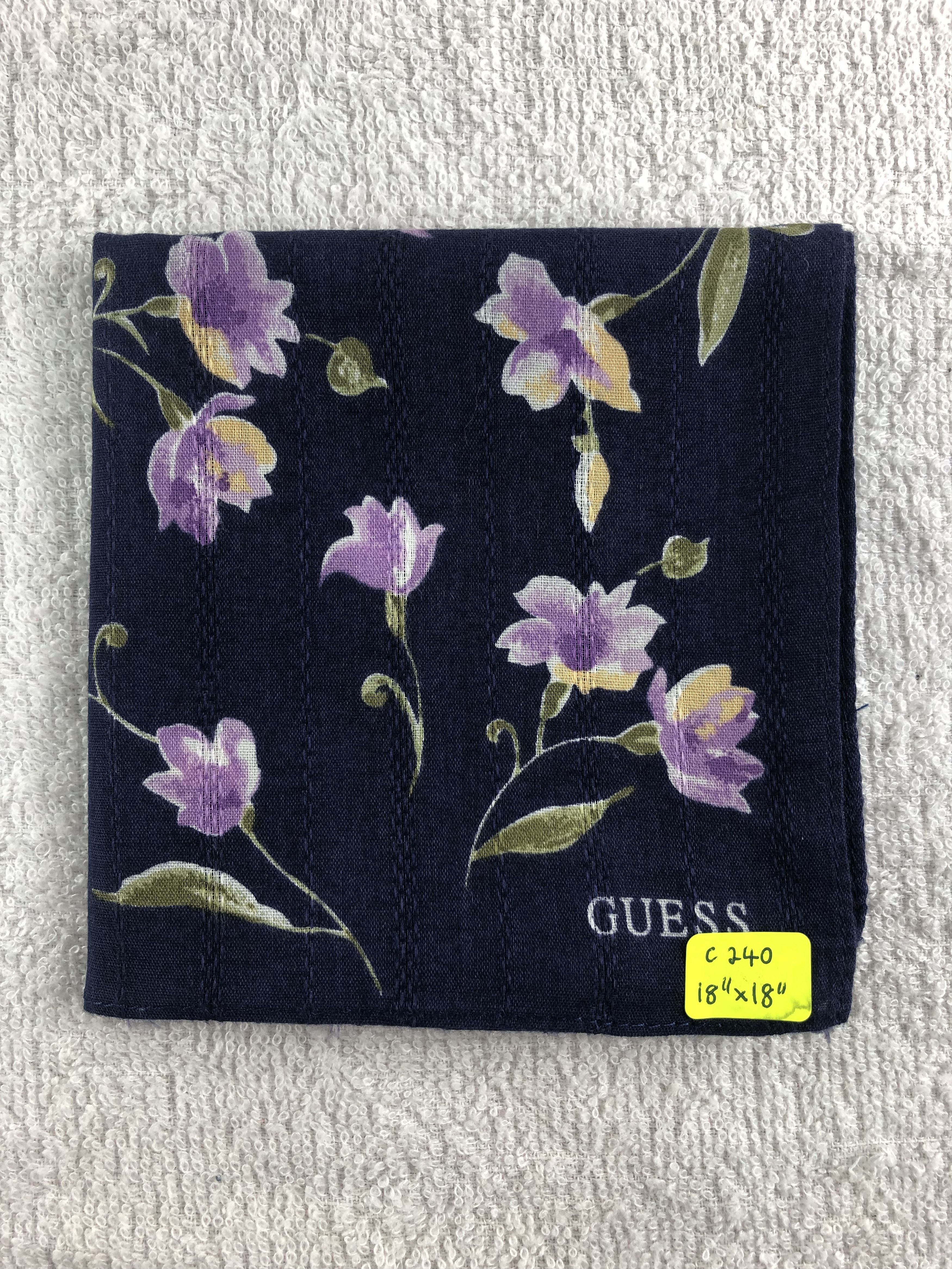 Guess Guess Handkerchief / Bandana / Neckerchief C240 Size ONE SIZE - 6 Thumbnail