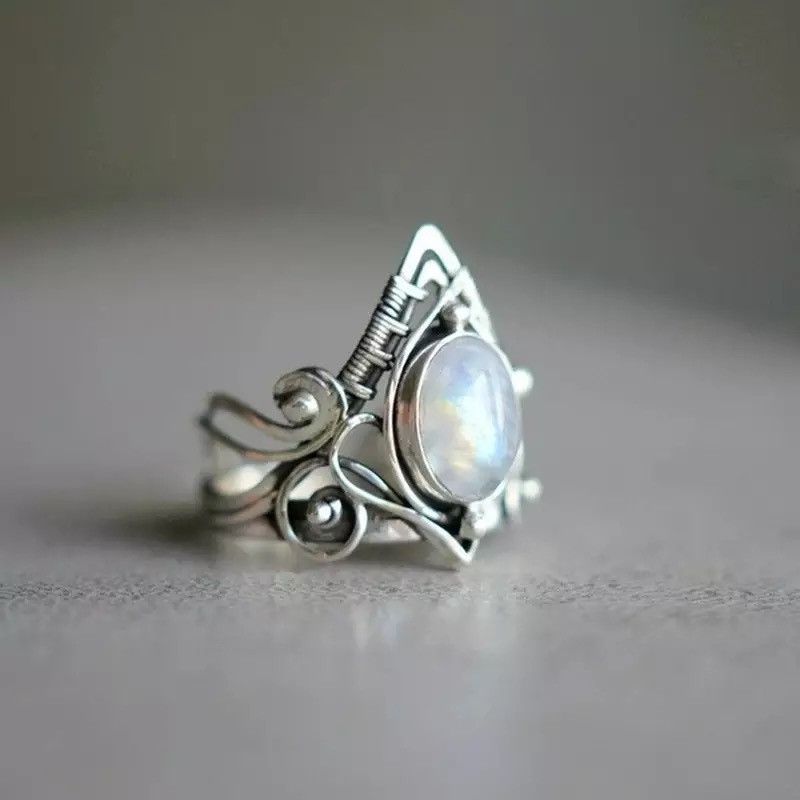 Jewelry Vintage Antique Moonstone Big Healing Crystal Ring Size ONE SIZE - 5 Thumbnail
