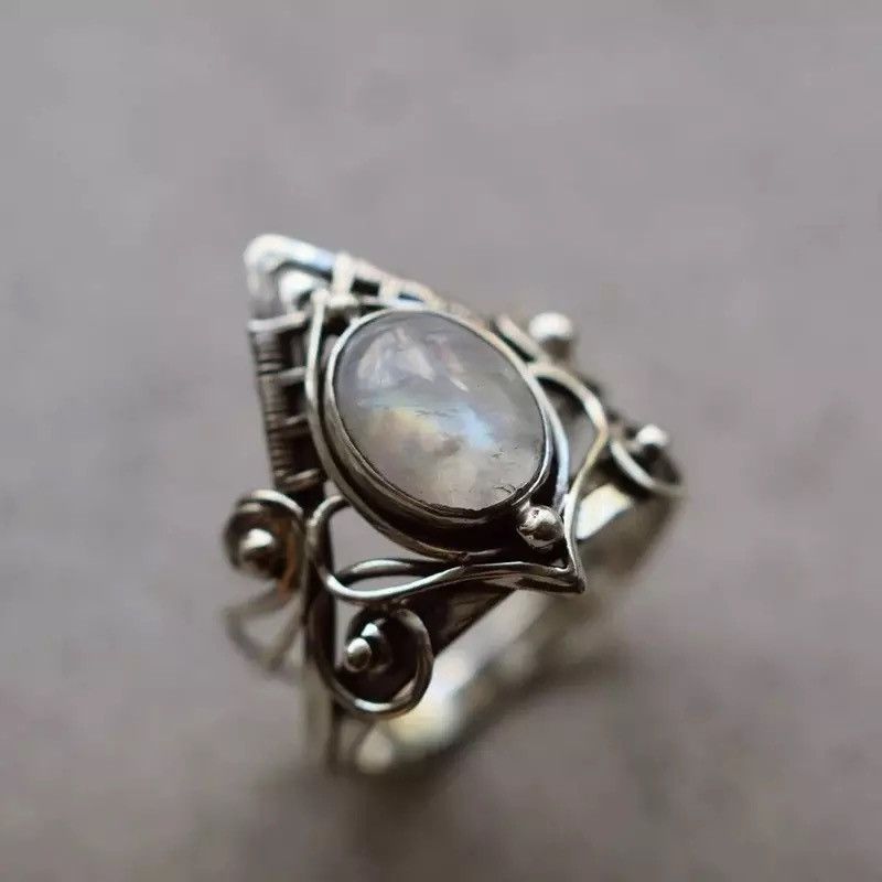 Jewelry Vintage Antique Moonstone Big Healing Crystal Ring Size ONE SIZE - 3 Thumbnail