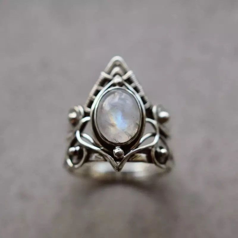 Jewelry Vintage Antique Moonstone Big Healing Crystal Ring Size ONE SIZE - 1 Thumbnail