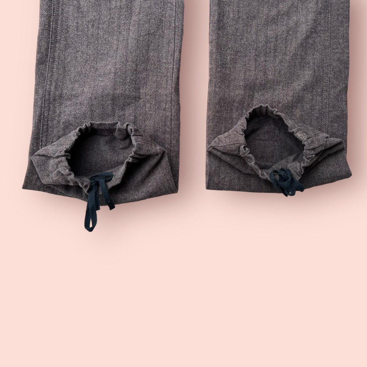 Japanese Brand × Lee VINTAGE LEE HERRINGBONE DRAWSTRING CARGO PANTS Size US 30 / EU 46 - 16 Thumbnail