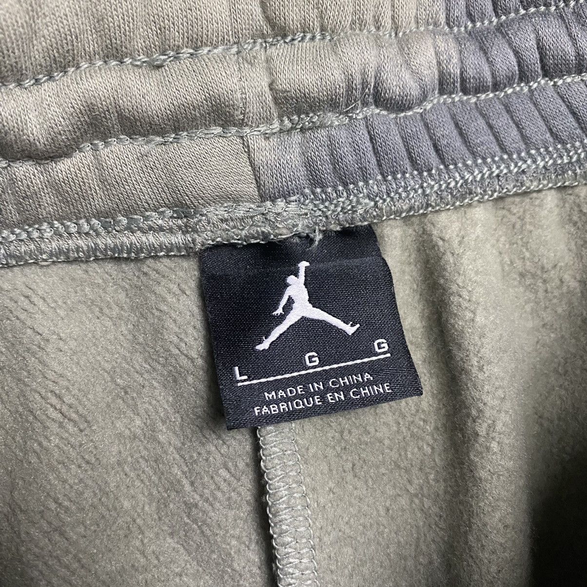 Nike Nike Air Jordan jogger pant Size US 33 - 8 Thumbnail