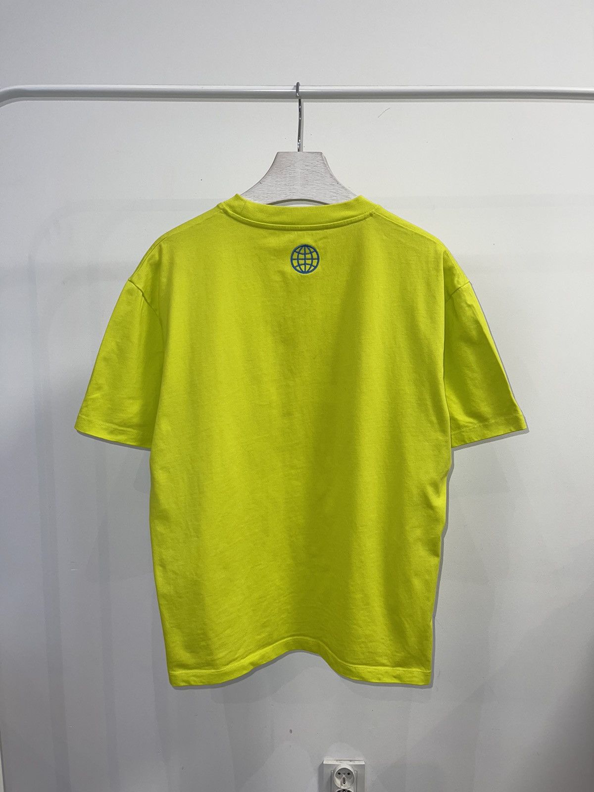 Alexander McQueen SS19 Alexander McQueen Planet Logo Yellow T-Shirt Size US M / EU 48-50 / 2 - 4 Thumbnail