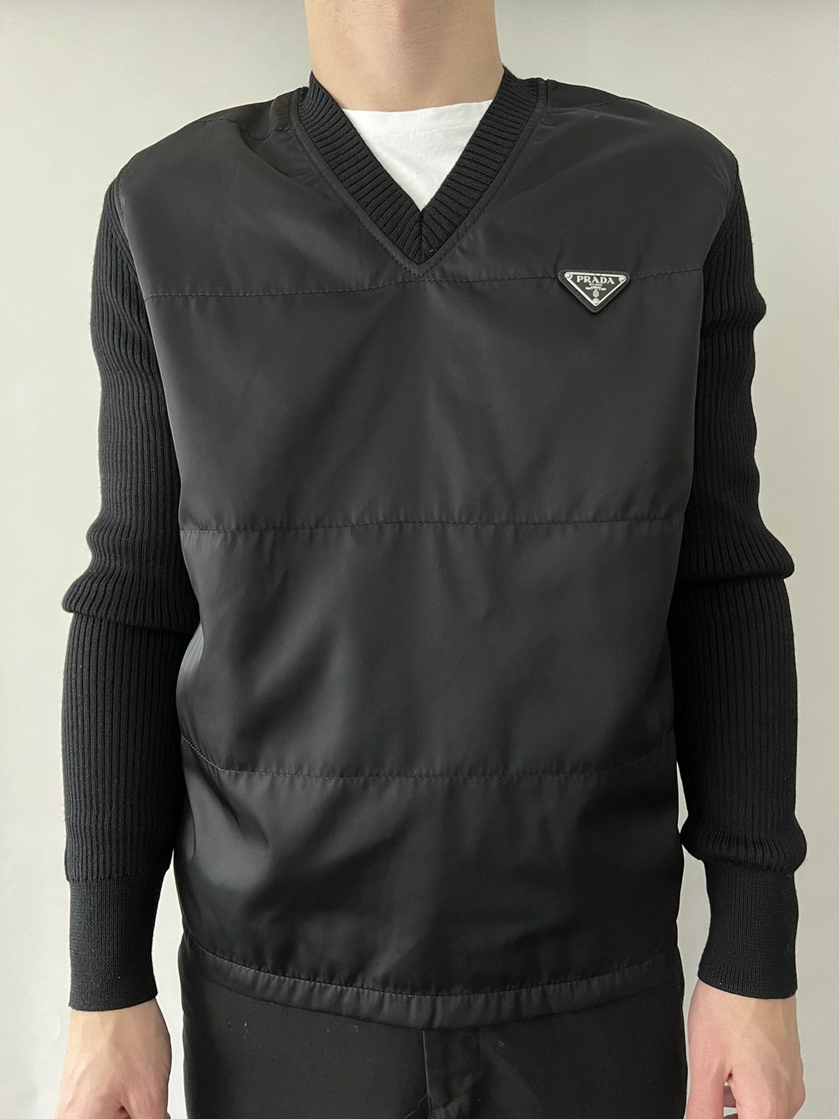 Prada 🧶$1.7K VALUE🧶Prada Nylon Knit Sweater with triangle logo Size US L / EU 52-54 / 3 - 2 Thumbnail