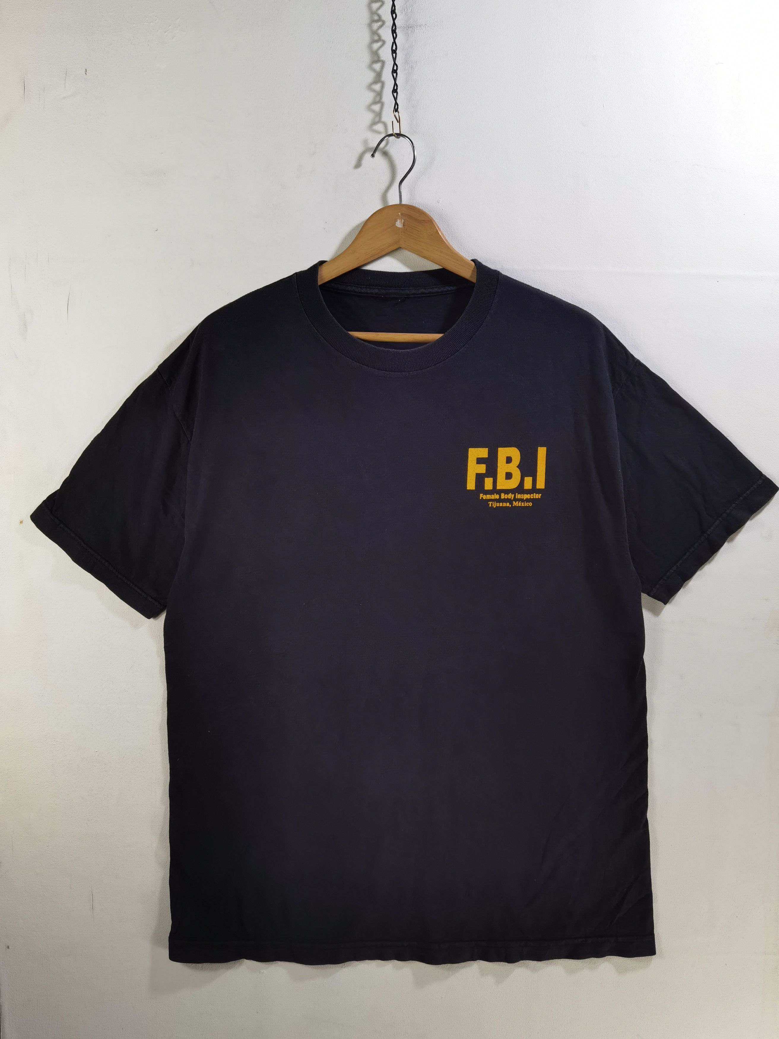 Vintage T5 FBI Female body inspector parody statement tee sexy sex Size US L / EU 52-54 / 3 - 6 Thumbnail