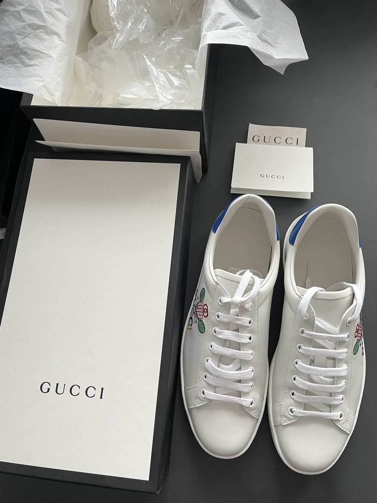 Gucci Rare Brand NEW Super Runway Embroidery Tennis Logo Sneaker Size US 10 / EU 43 - 16 Thumbnail